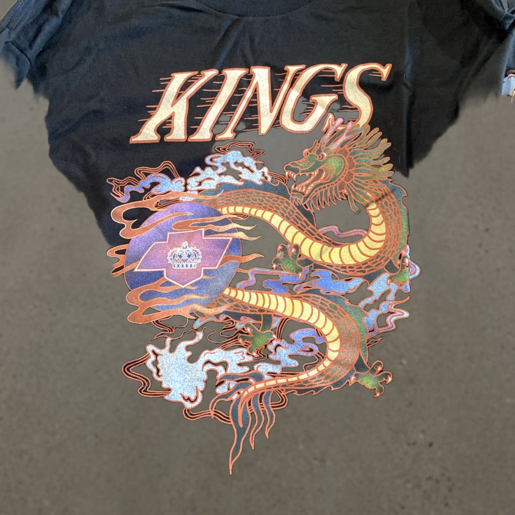 Vintage NWT BLACK ACES × LA KINGS COLLABORATION L/S TEE Dragon 2XL Size US XXL / EU 58 / 5 - 1 Thumbnail