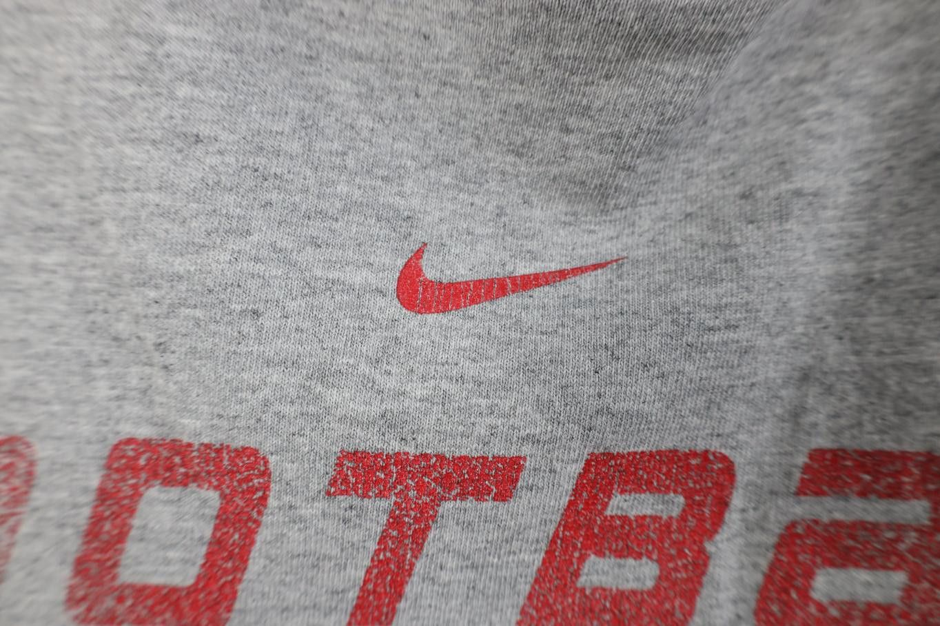 Nike Vintage Nike Swoosh Ohio State University Football T-Shirt Size US S / EU 44-46 / 1 - 5 Thumbnail