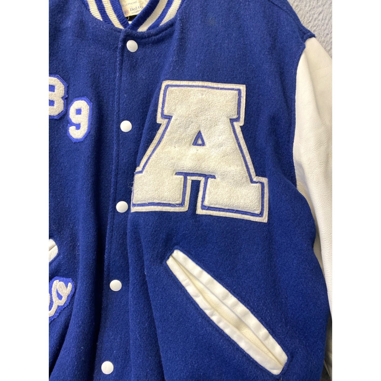 Vintage Delong Sportswear Varsity Jacket Men Size 44 L A Romeo Hawaiian 44-97 Size US L / EU 52-54 / 3 - 2 Thumbnail