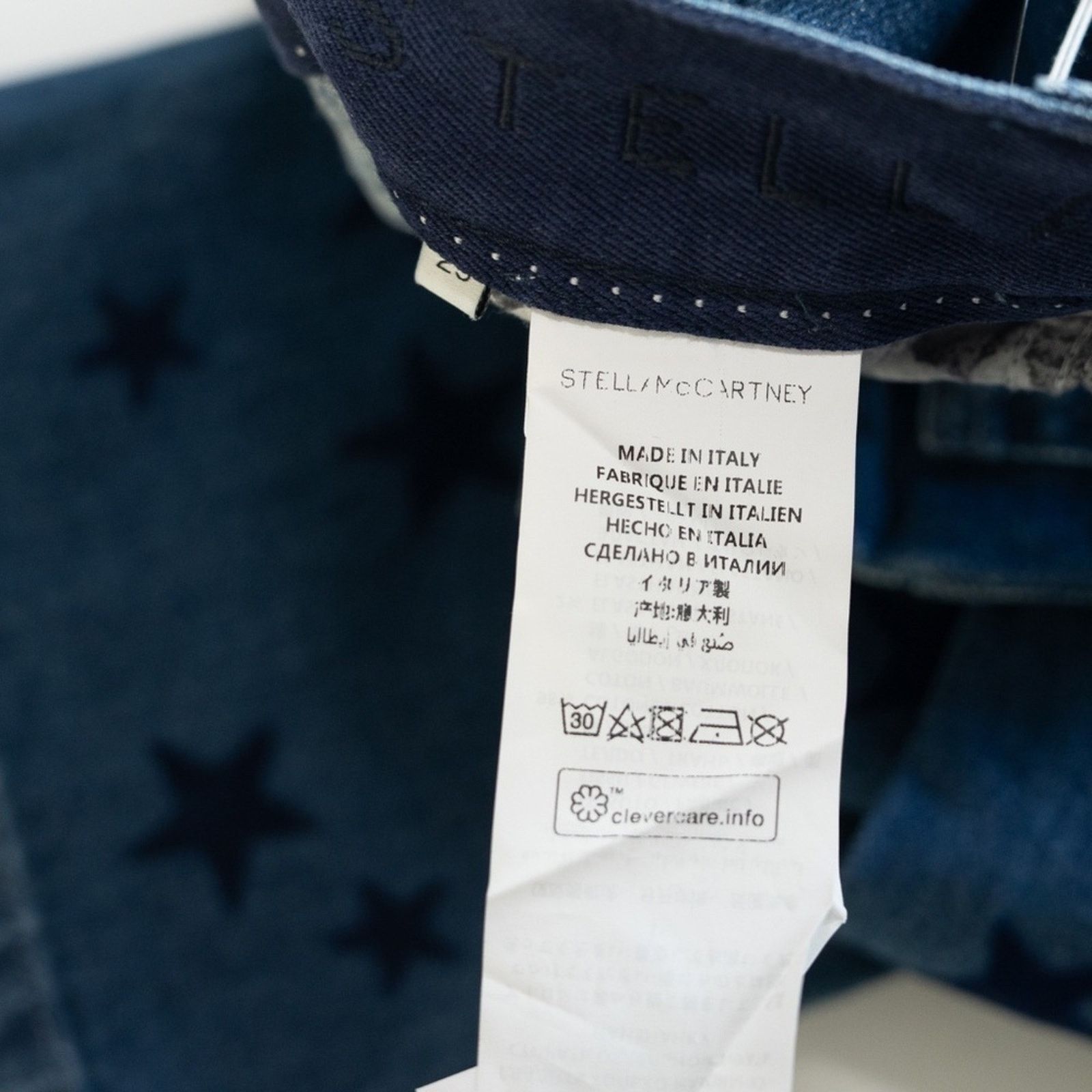 Stella McCartney Stella McCartney. Blue Star Print Denim Flared Jeans. Size 25" / US 0 / IT 36 - 10 Thumbnail