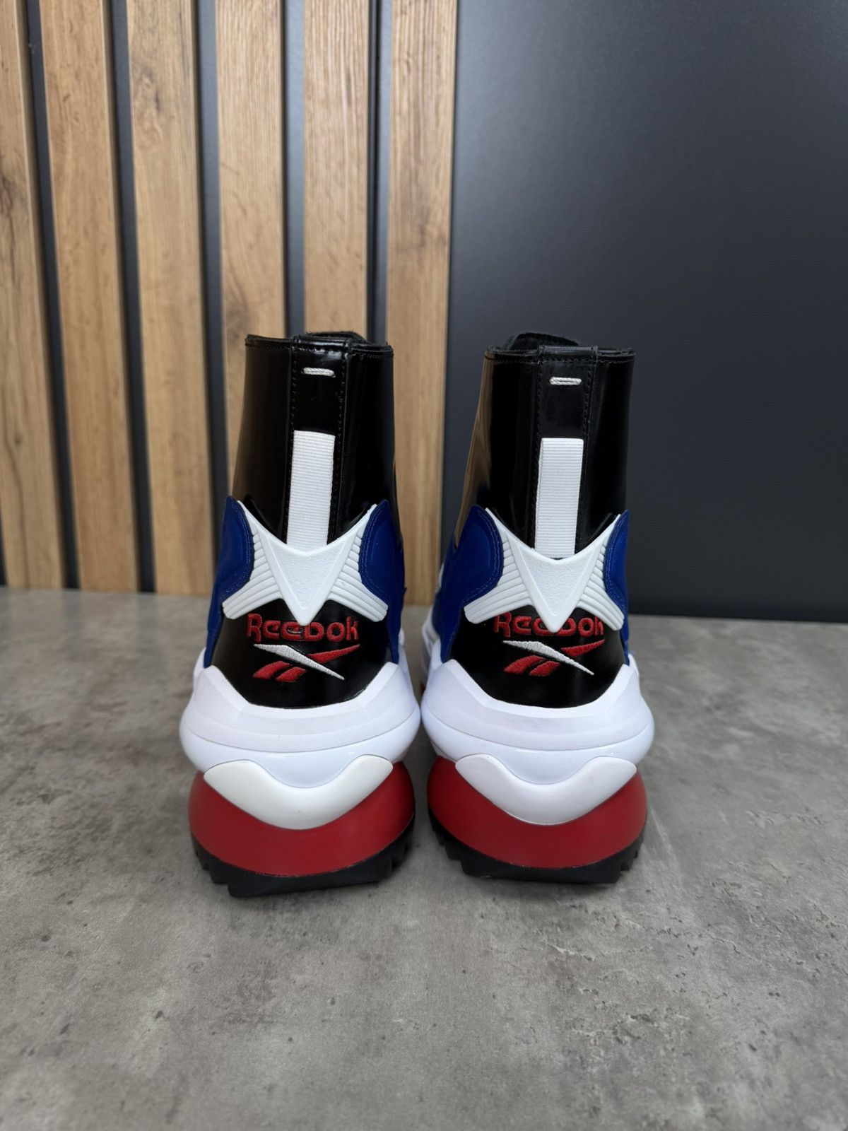 Maison Margiela × Reebok Maison Margiela x Reebok Tabi Instapump Fury Size US 10 Size US 10 / EU 43 - 5 Thumbnail
