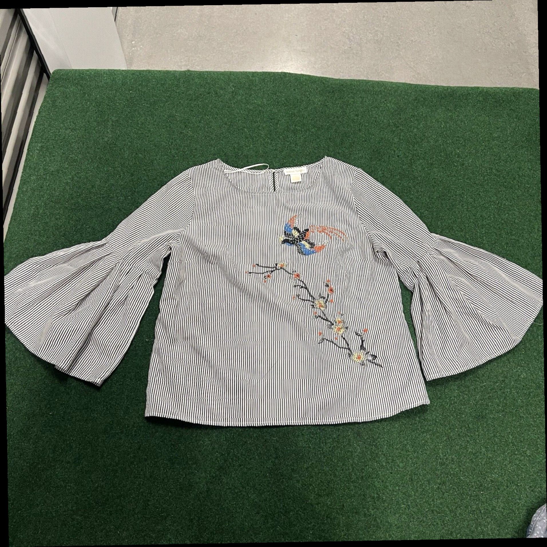 Bell Jealous Tomato Flared Bell Sleeve Top Size Large Womens Shirt Boho Bird Size L / US 10 / IT 46 - 1 Thumbnail