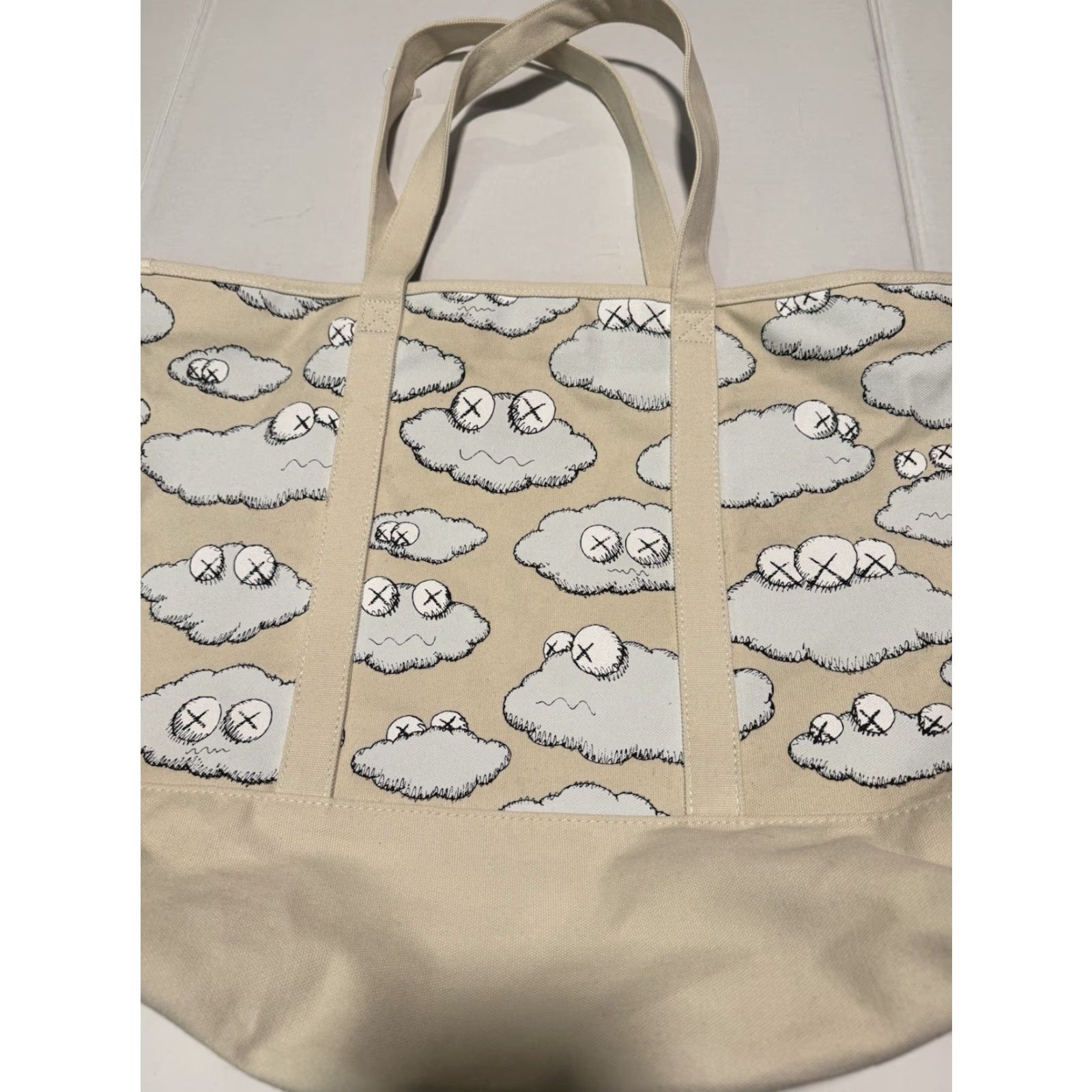 Uniqlo KAWS x UNIQLO SS16 White Clouds Beige Light Brown Canvas Tote Bag Rare Size ONE SIZE - 4 Thumbnail