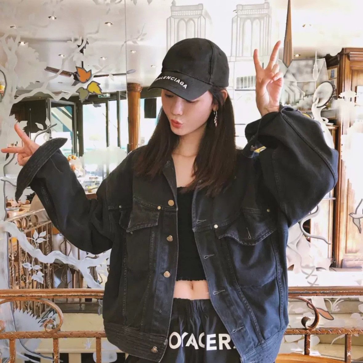 Balenciaga Balenciaga denim jacket2412-Nextarrow Size US S / EU 44-46 / 1 - 6 Thumbnail