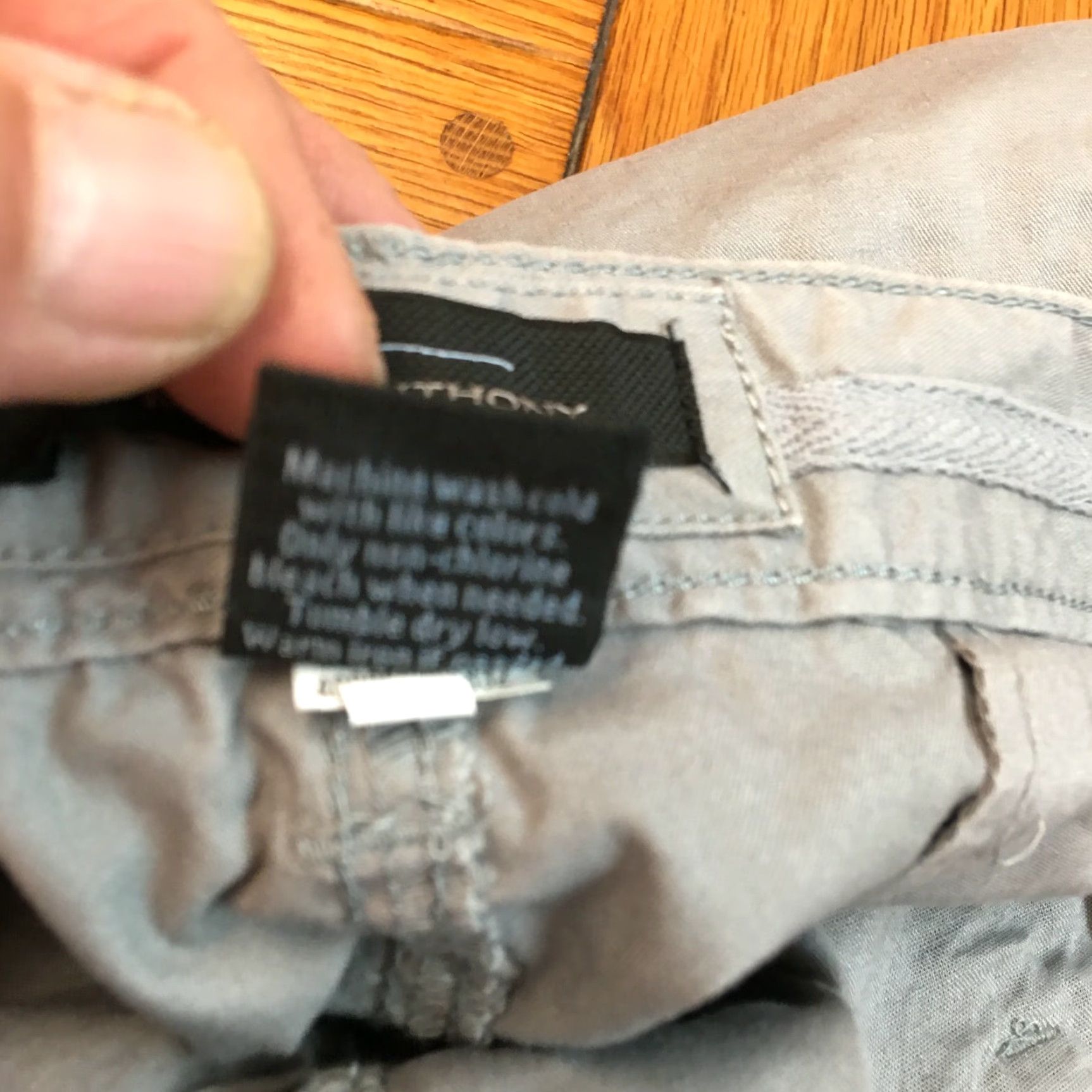 Vintage Marc Anthony Mens Shorts Chino Casual Gray Size 40 Regular Mid Rise 9 in Inseam 40 Size US 40 / EU 56 - 4 Thumbnail