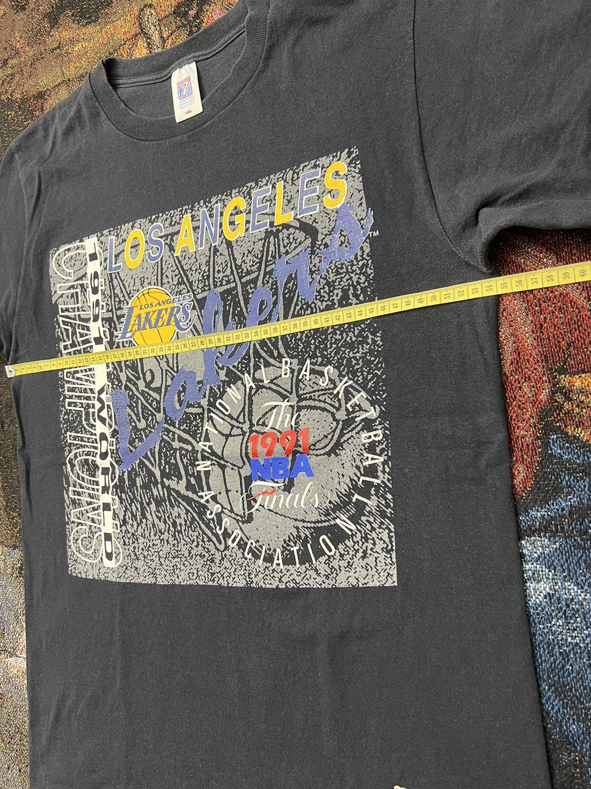 Logo 7 Vintage NBA '91 Lakers Champion Tee Size US L / EU 52-54 / 3 - 6 Thumbnail