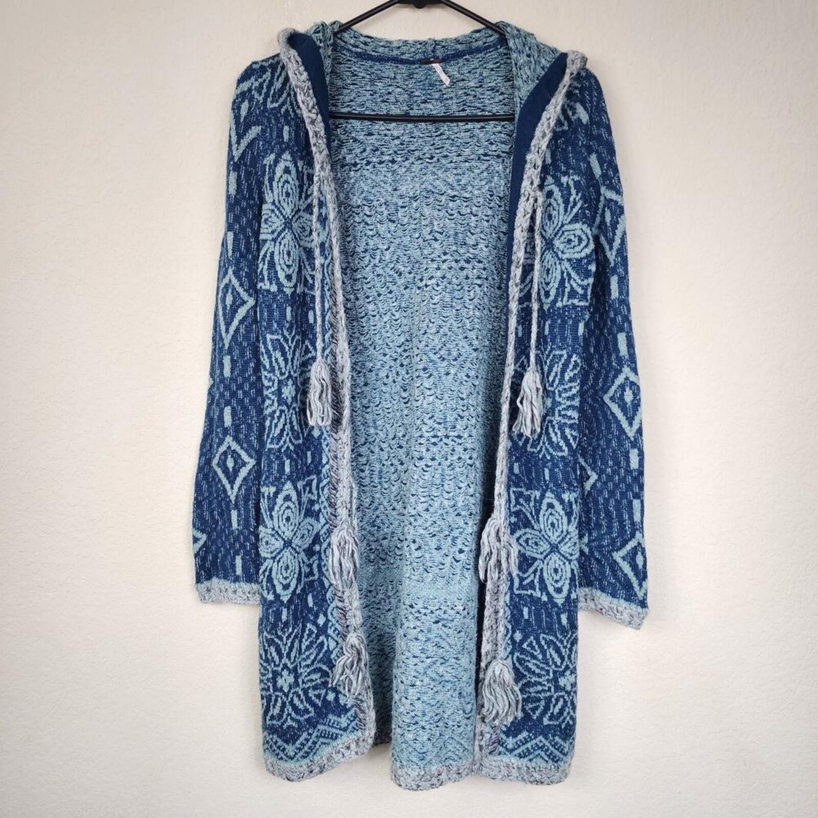 Free People Free People Blue Tassel Cardigan Sweater Size XS / US 0-2 / IT 36-38 - 1 Thumbnail