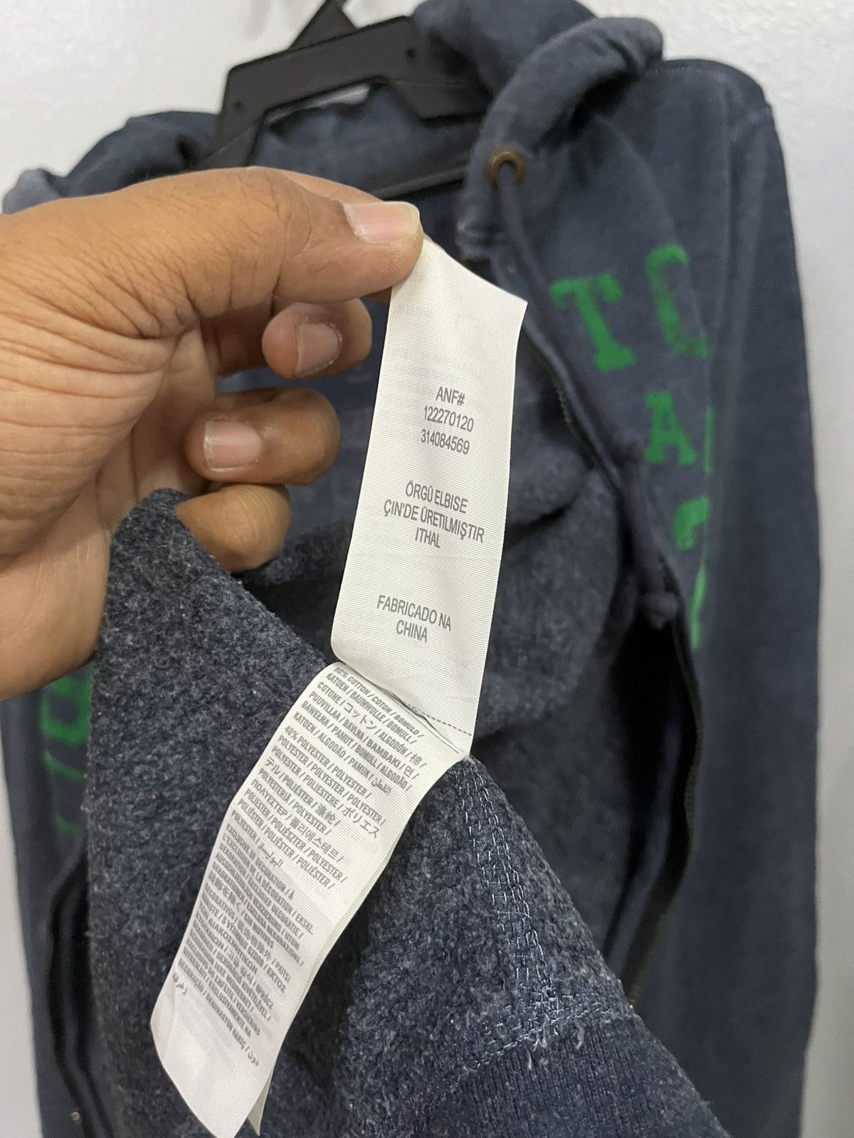 Abercrombie & Fitch 2 pcs abercrombie zipper hoodie and tee Size US L / EU 52-54 / 3 - 11 Thumbnail