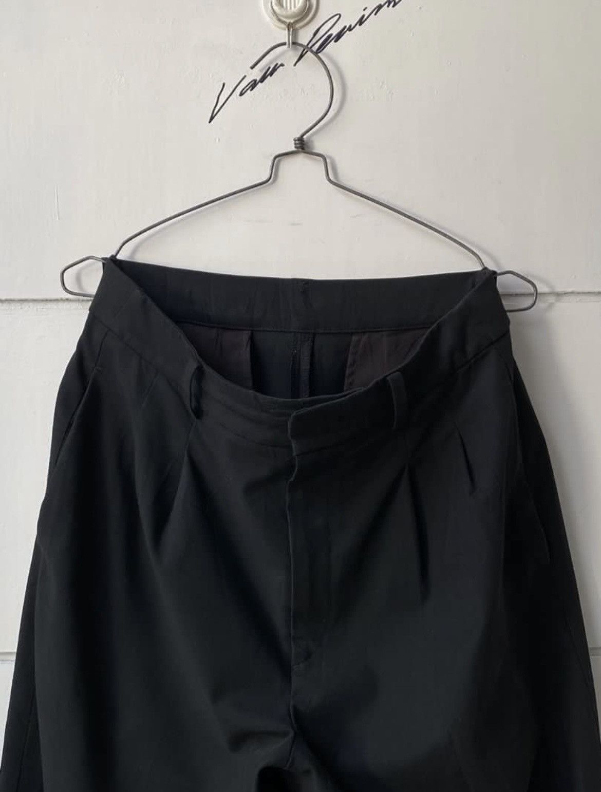 Uniqlo UNIQLO Black Flare Long Pants Size US 26 / EU 42 - 6 Thumbnail