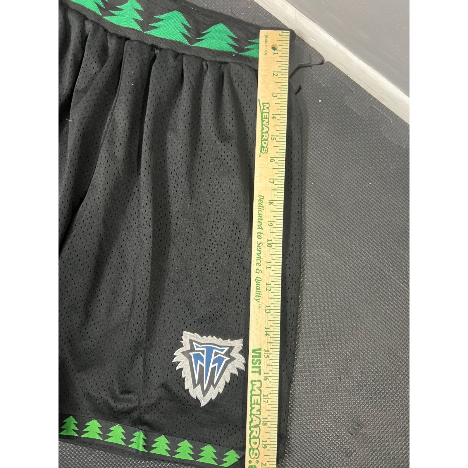 Adidas Vintage 02-03 Minnesota Timberwolves Shorts Game Issued Adid Size US 34 / EU 50 - 9 Thumbnail