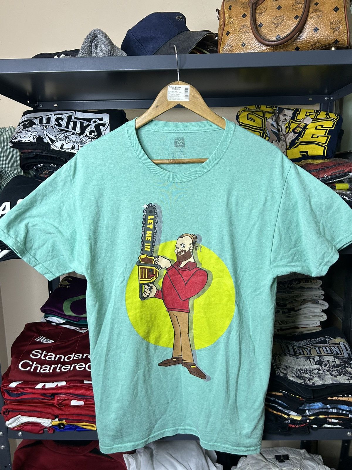 WWE WWE Cartoon Chainsaw Graphic Tee Size M Size US M / EU 48-50 / 2 - 1 Thumbnail