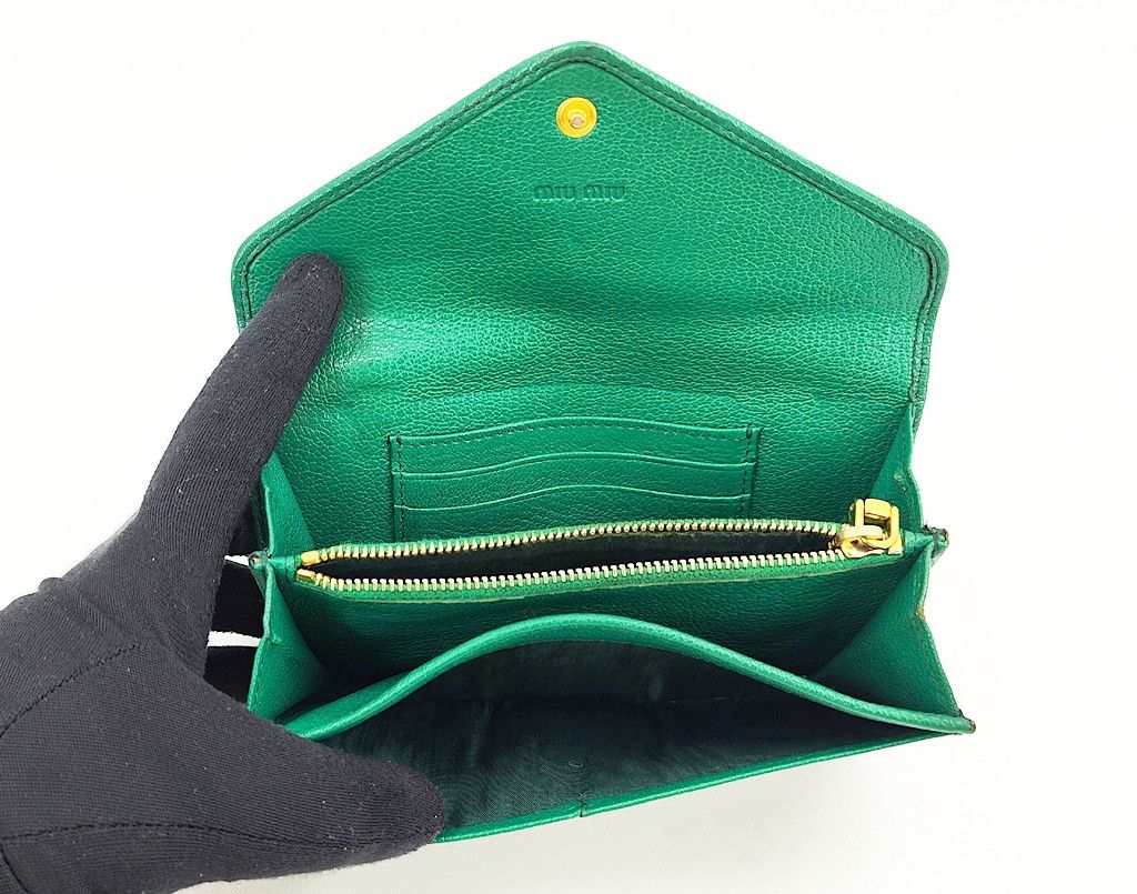 Miu Miu MIU MIU green leather large envelope wallet Size ONE SIZE - 4 Thumbnail