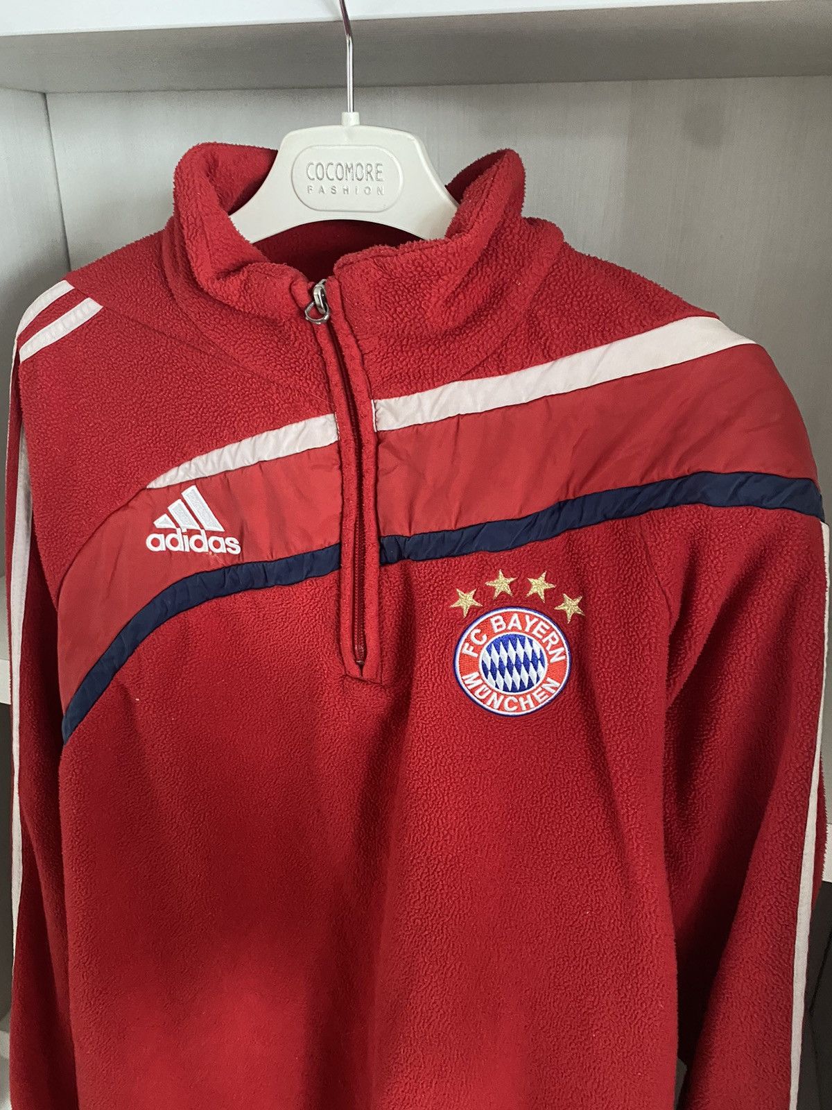 Adidas Vintage Adidas Bayern Munich Fleece Sweatshirt Football Y2K Size US L / EU 52-54 / 3 - 3 Thumbnail