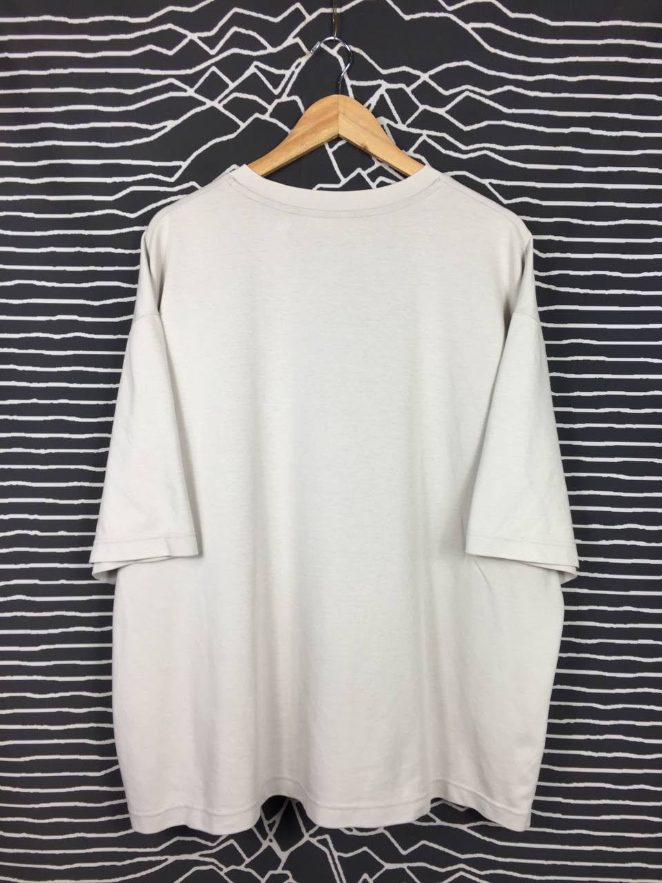 Japanese Brand × Uniqlo Uniqlo U AIRism Crew Neck Half Sleeve Tee Size US XXL / EU 58 / 5 - 5 Thumbnail