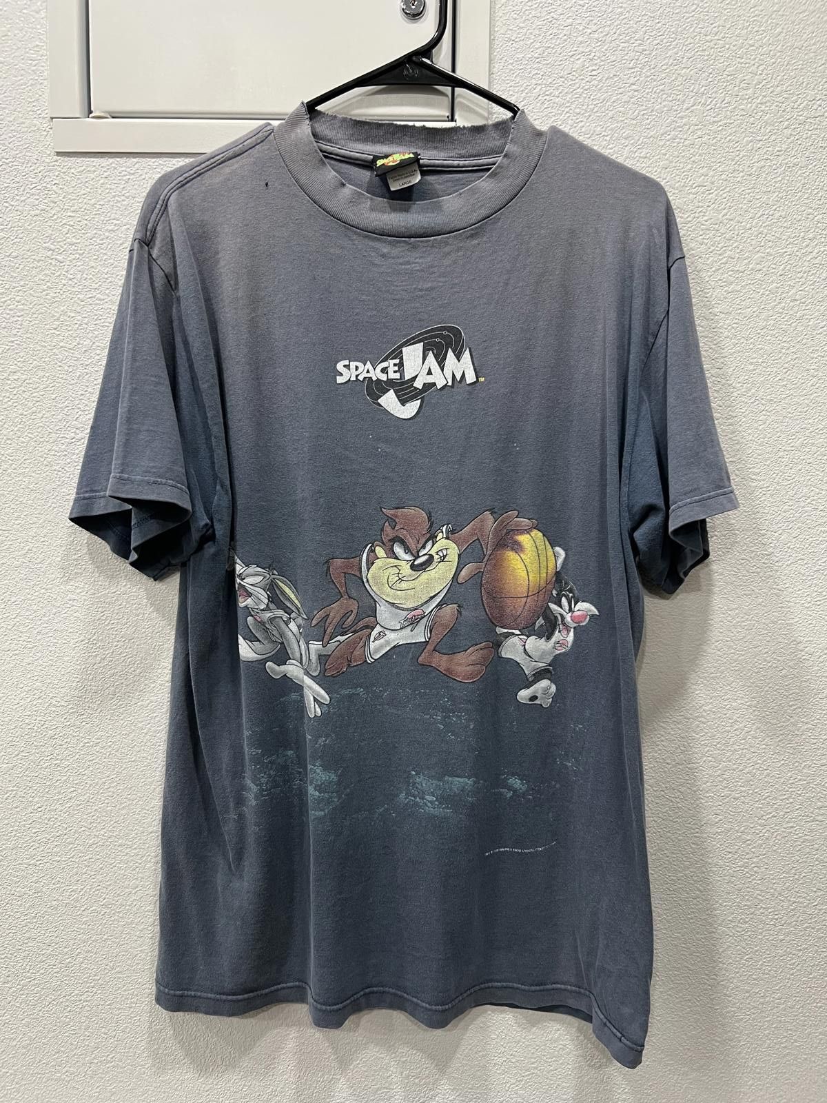 Other 90s Faded Space Jam Tee Size US XL / EU 56 / 4 - 1 Thumbnail