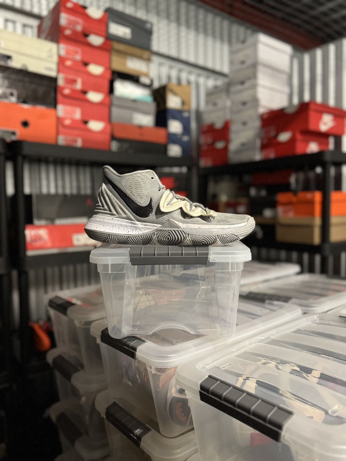 Nike Nike Kyrie 5 TB Wolf Grey Size 10 Size US 10 / EU 43 - 1 Thumbnail