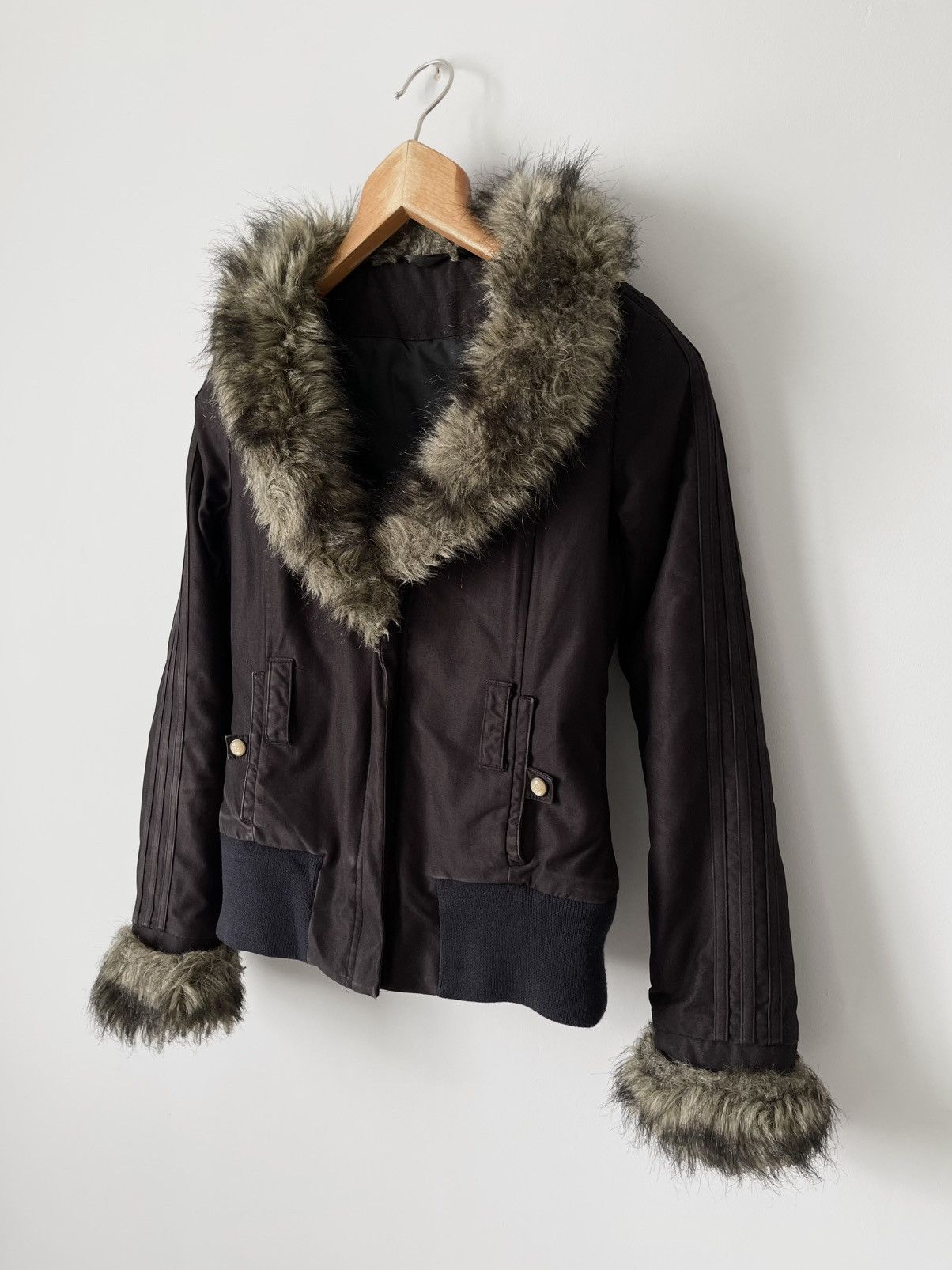 Adidas ADIDAS RESPECT ME MISSY ELLIOT FUR MOHAIR Y2K STRIPE JACKET Size S / US 4 / IT 40 - 3 Thumbnail