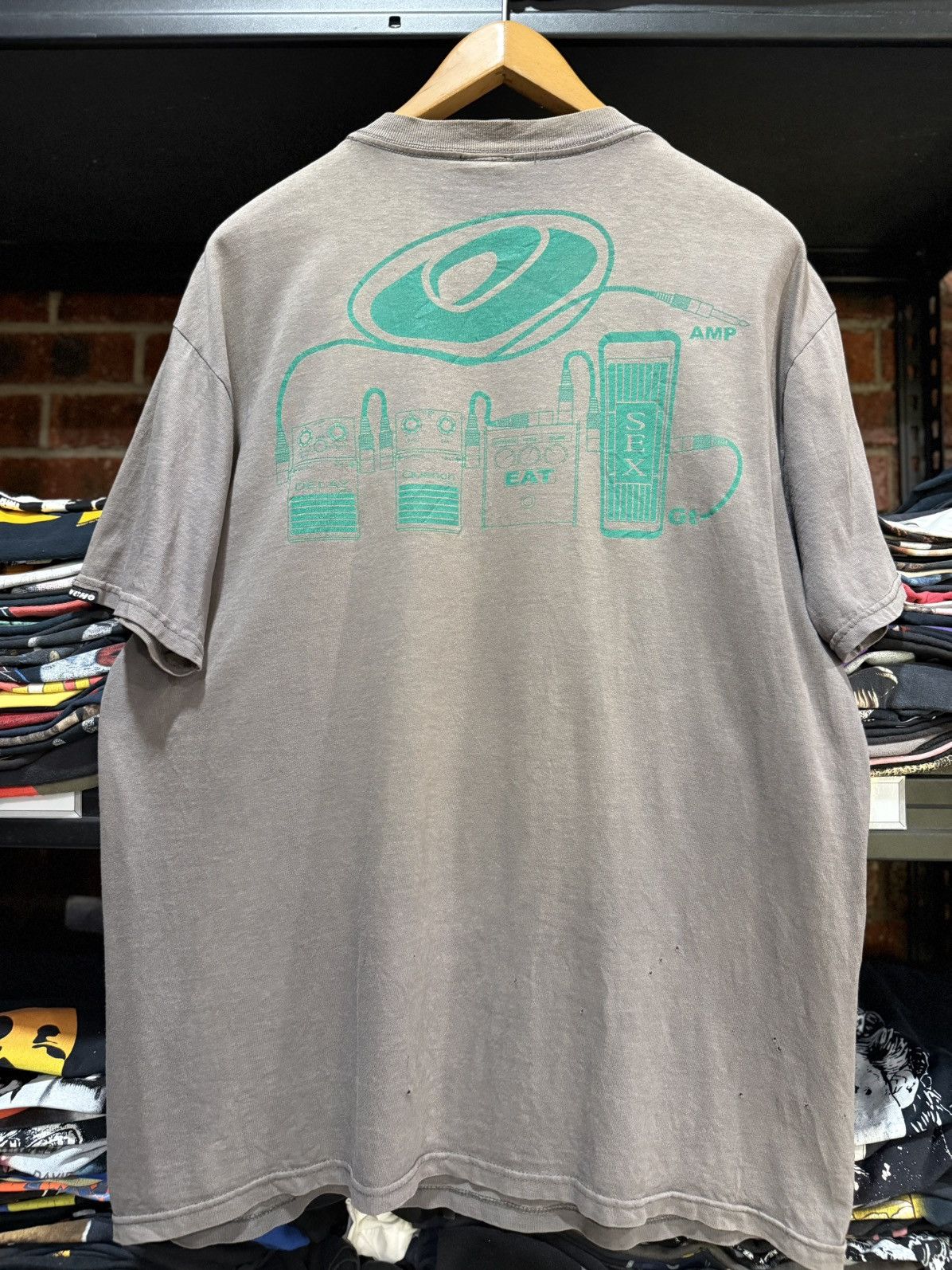 Vintage Thrashed Vintage Quench Delay Eat Sex Gt Brand Sun Faded Tee Size US L / EU 52-54 / 3 - 2 Thumbnail