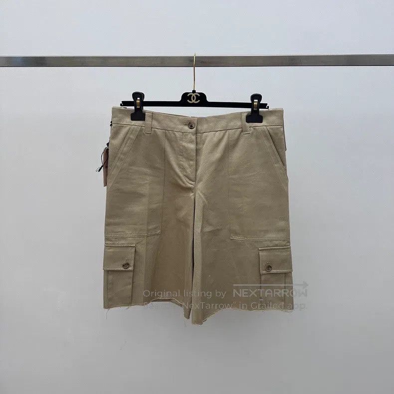 Miu Miu Miu Miu 38 Khaki shorts Size 22" - 4 Thumbnail