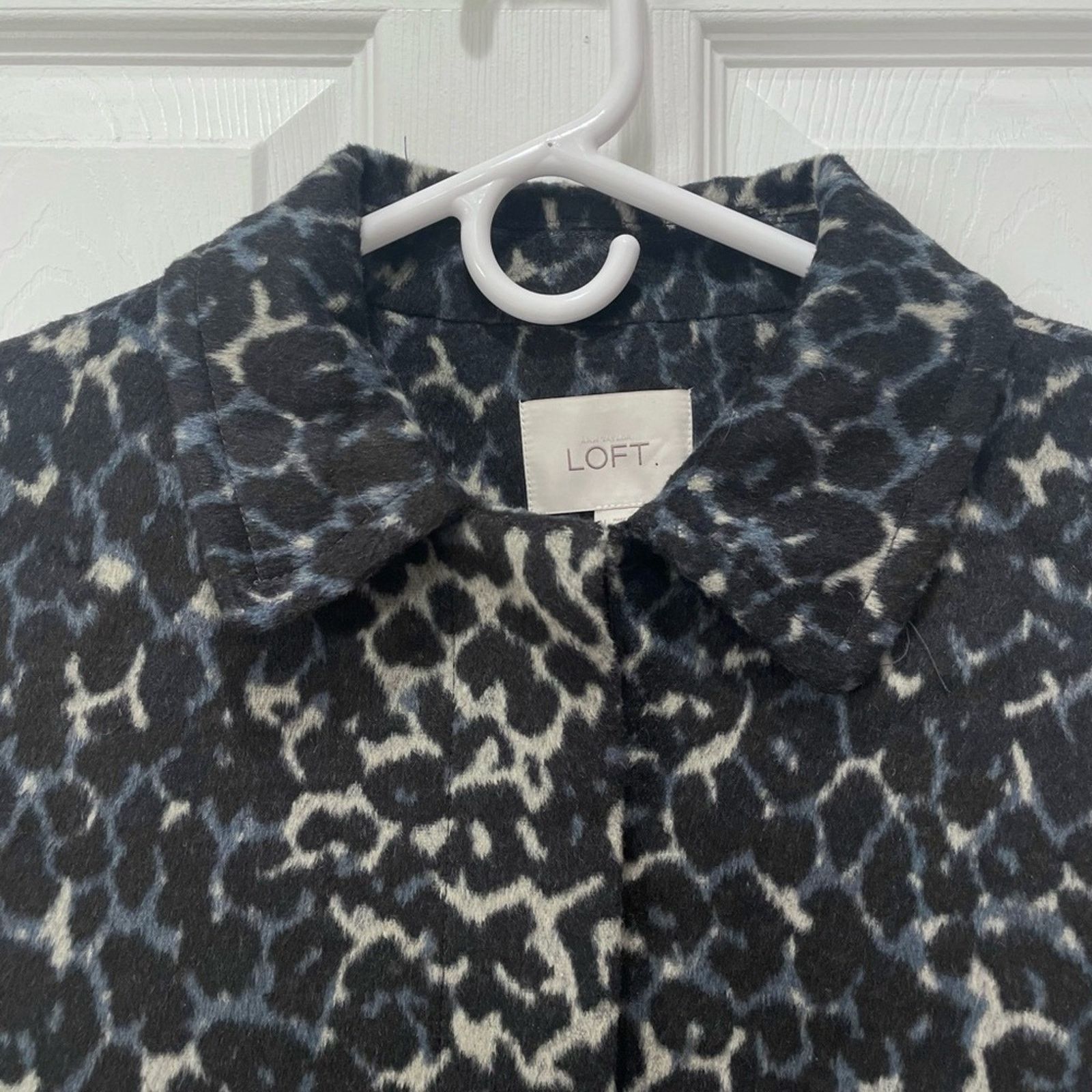 Loft Ann Taylor LOFT Animal Print Coat Size M / US 6-8 / IT 42-44 - 3 Thumbnail