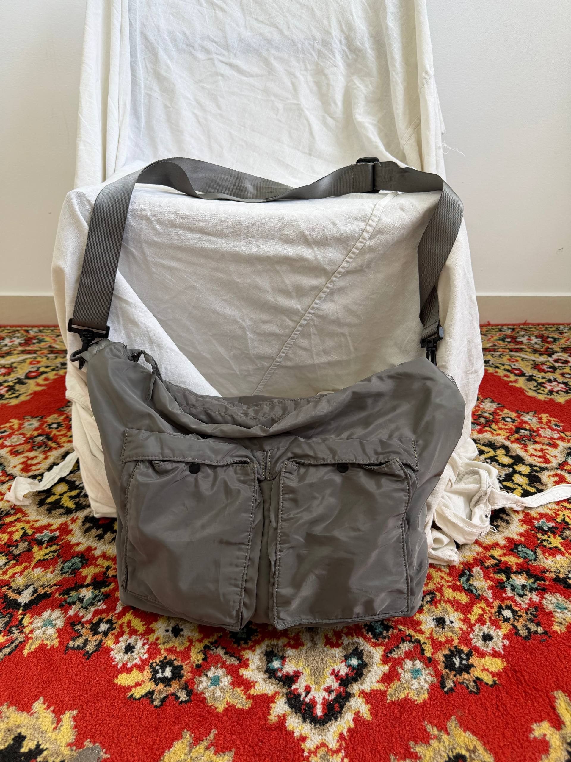 If Six Was Nine 90s Archive Army Diesel Style Avant-Garde Multipocket Bag Size ONE SIZE - 1 Thumbnail