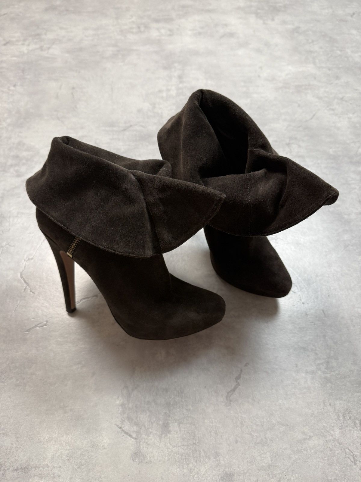 Prada Prada Luxury Heels Size US 7.5 / IT 37.5 - 2 Thumbnail