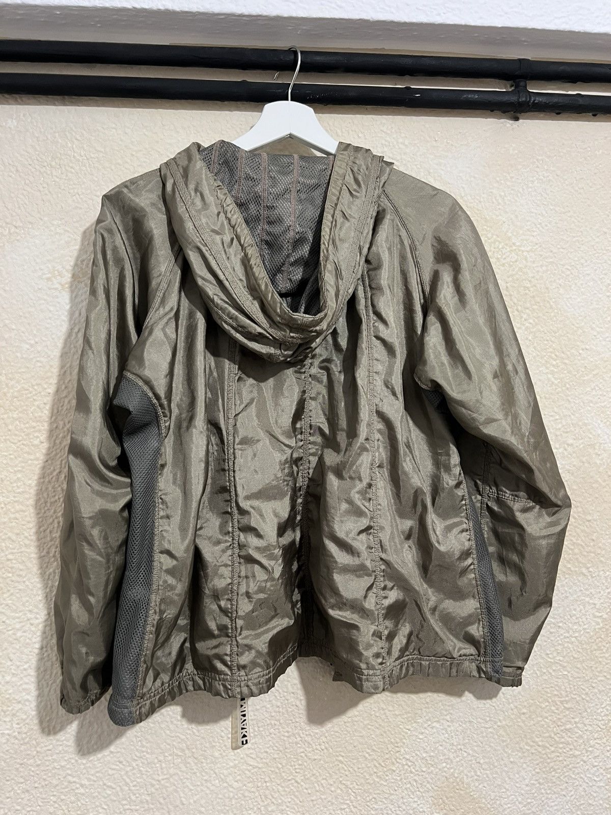 Issey Miyake × Japanese Brand × Vintage Issey Miyake khaki/Green Sage Mesh Windbreaker jacket Size L / US 10 / IT 46 - 2 Thumbnail