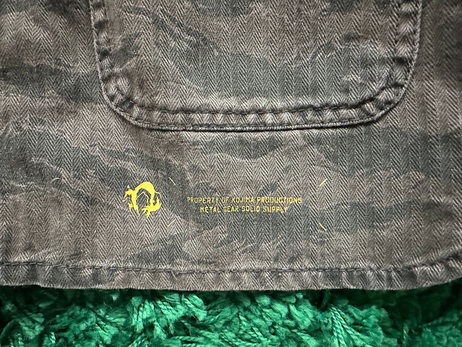 KOJIMA GENES × Playstation × Sony RARE Official Metal Gear Solid - Camo Shirt Jacket Size US M / EU 48-50 / 2 - 4 Thumbnail