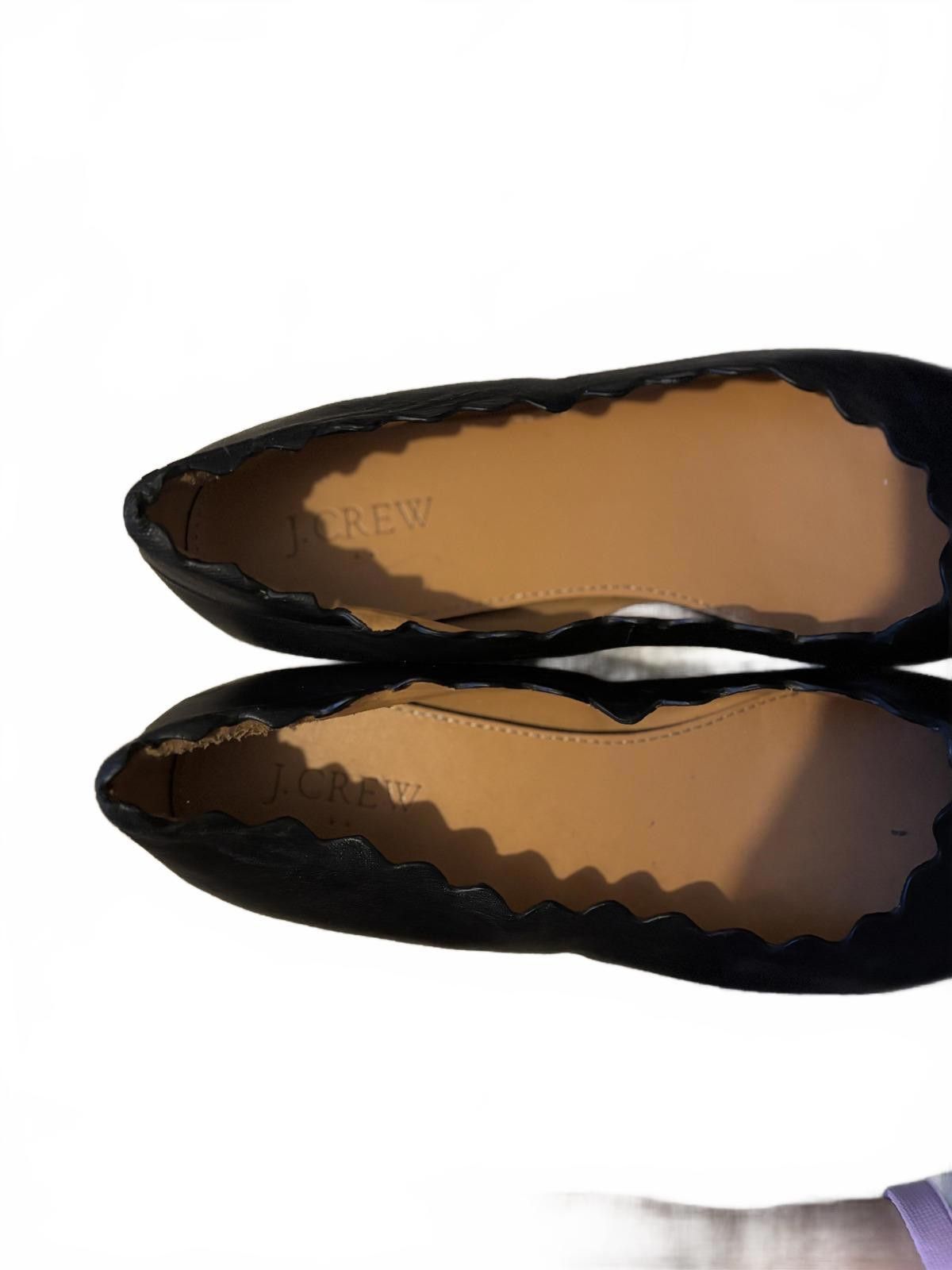J.Crew J.Crew Black Leather Women's Flats with Scalloped Edges sz 7 Size US 7 / IT 37 - 2 Thumbnail