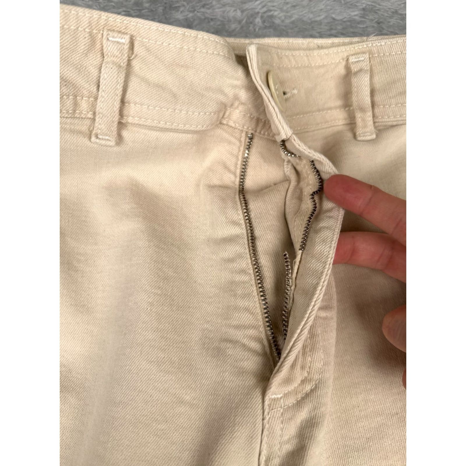 Vintage VINTAGE Womens Jeans Wide-Leg Crop Beige Denim High Rise 25x27 5-Pocket Zipper Embroidered Button Cotton 25 Regular Womens Size 42" / US 20 - 6 Thumbnail