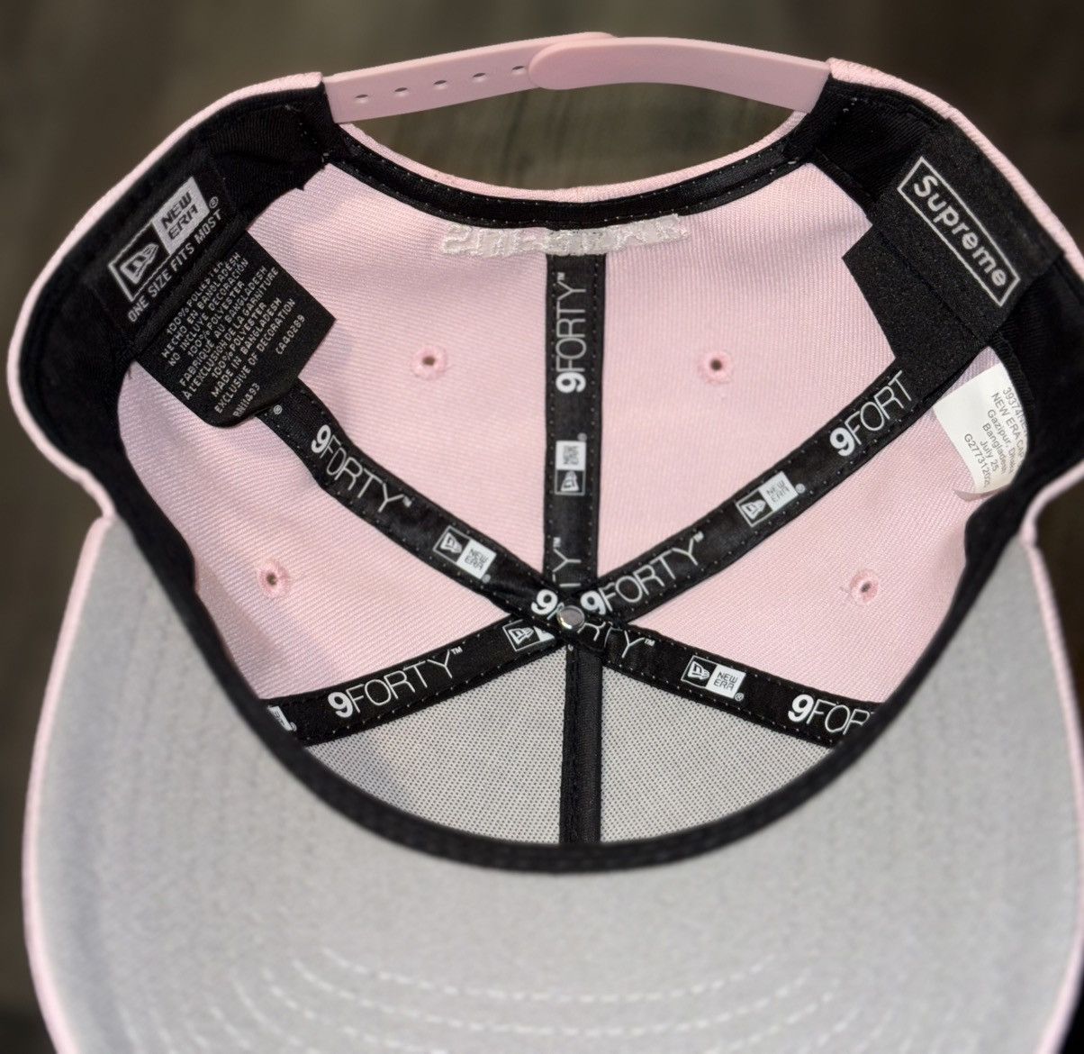 Supreme Supreme Sharp Spell Out (FW25) Size ONE SIZE - 4 Thumbnail