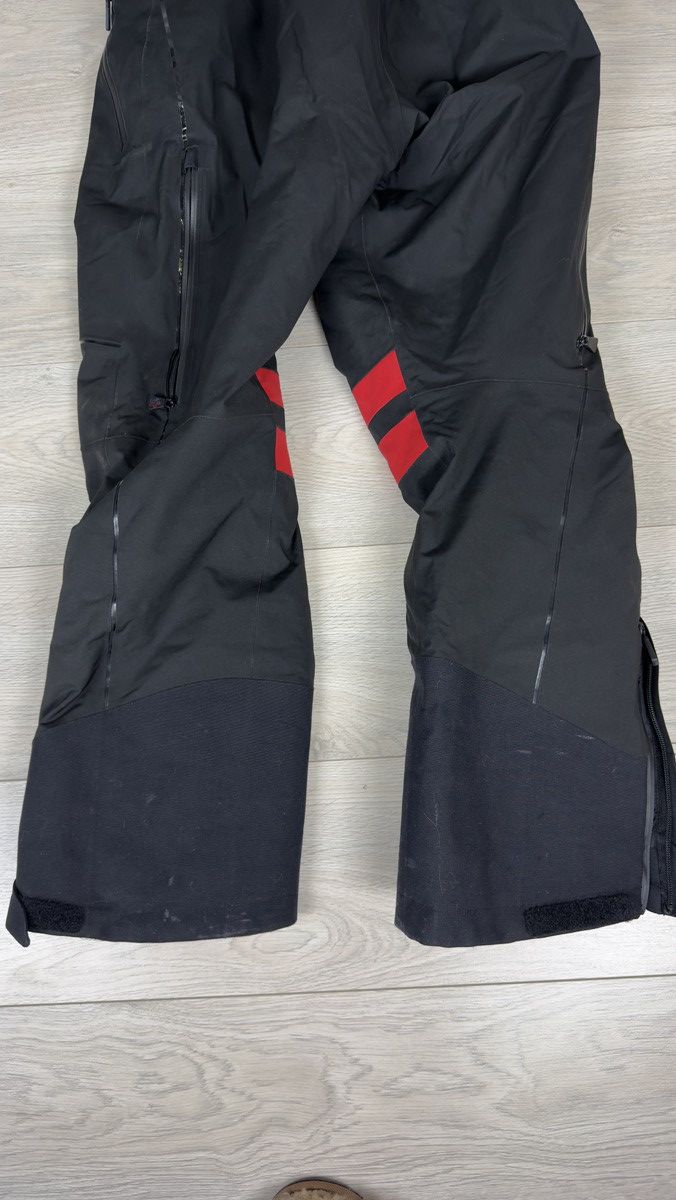 Moncler Grenoble Moncler Grenoble St Moritz Classic Ski Pants Size US 33 - 25 Thumbnail