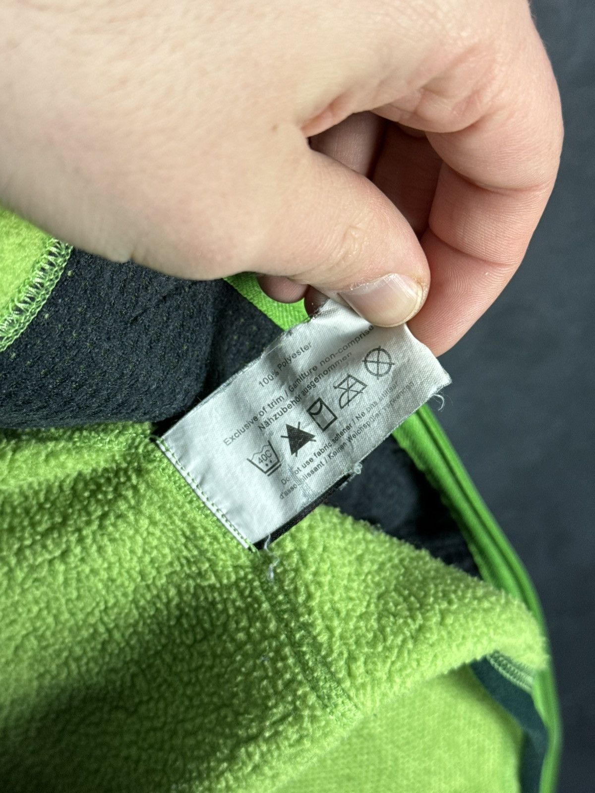 Arc'teryx Vintage Arcteryx Polartec Fleece Jacket Full Zip Hoodie SizM Size M / US 6-8 / IT 42-44 - 6 Thumbnail