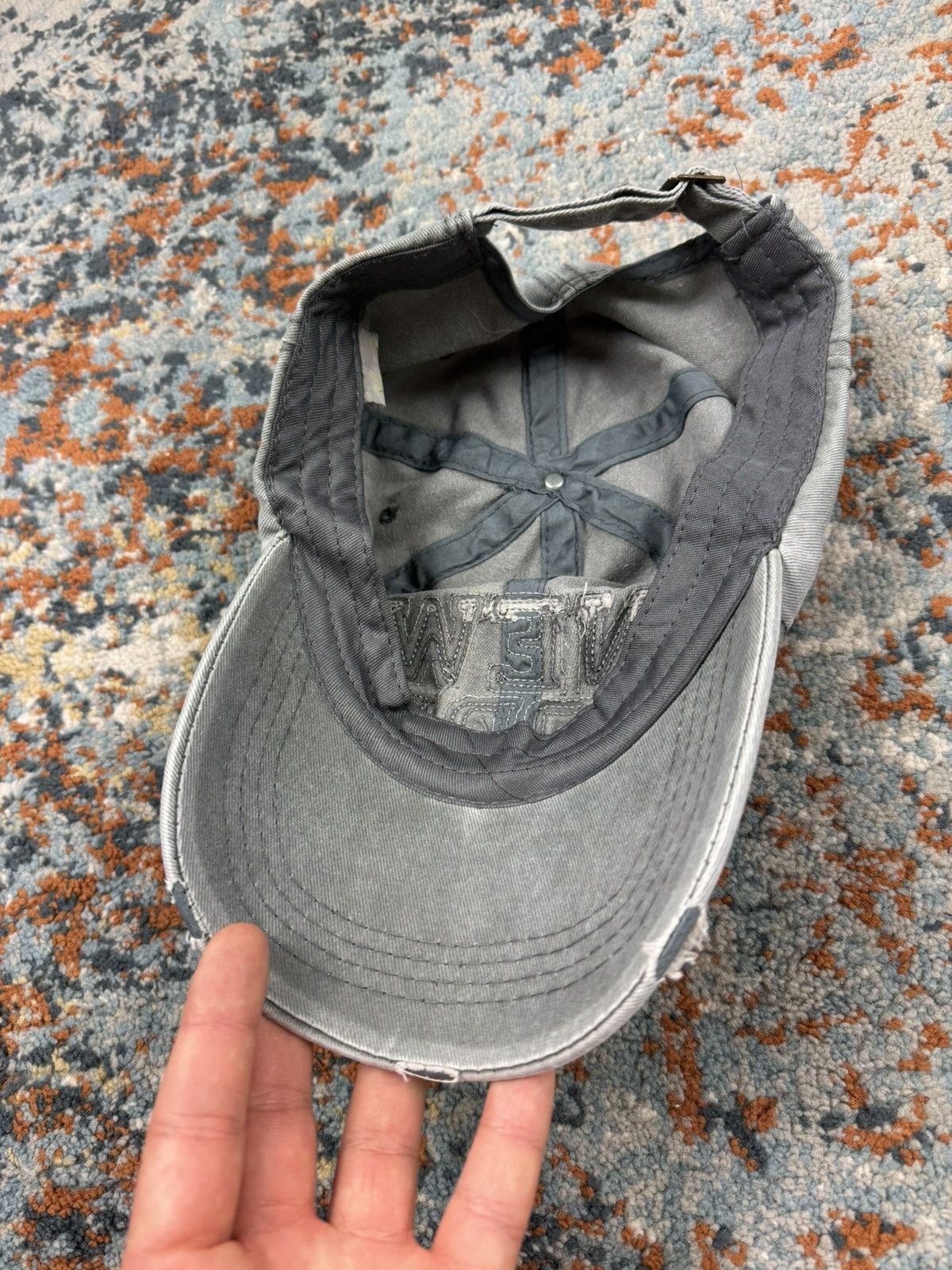 Vintage Vintage 00s New York distressed denim jeans hat Size ONE SIZE - 8 Thumbnail