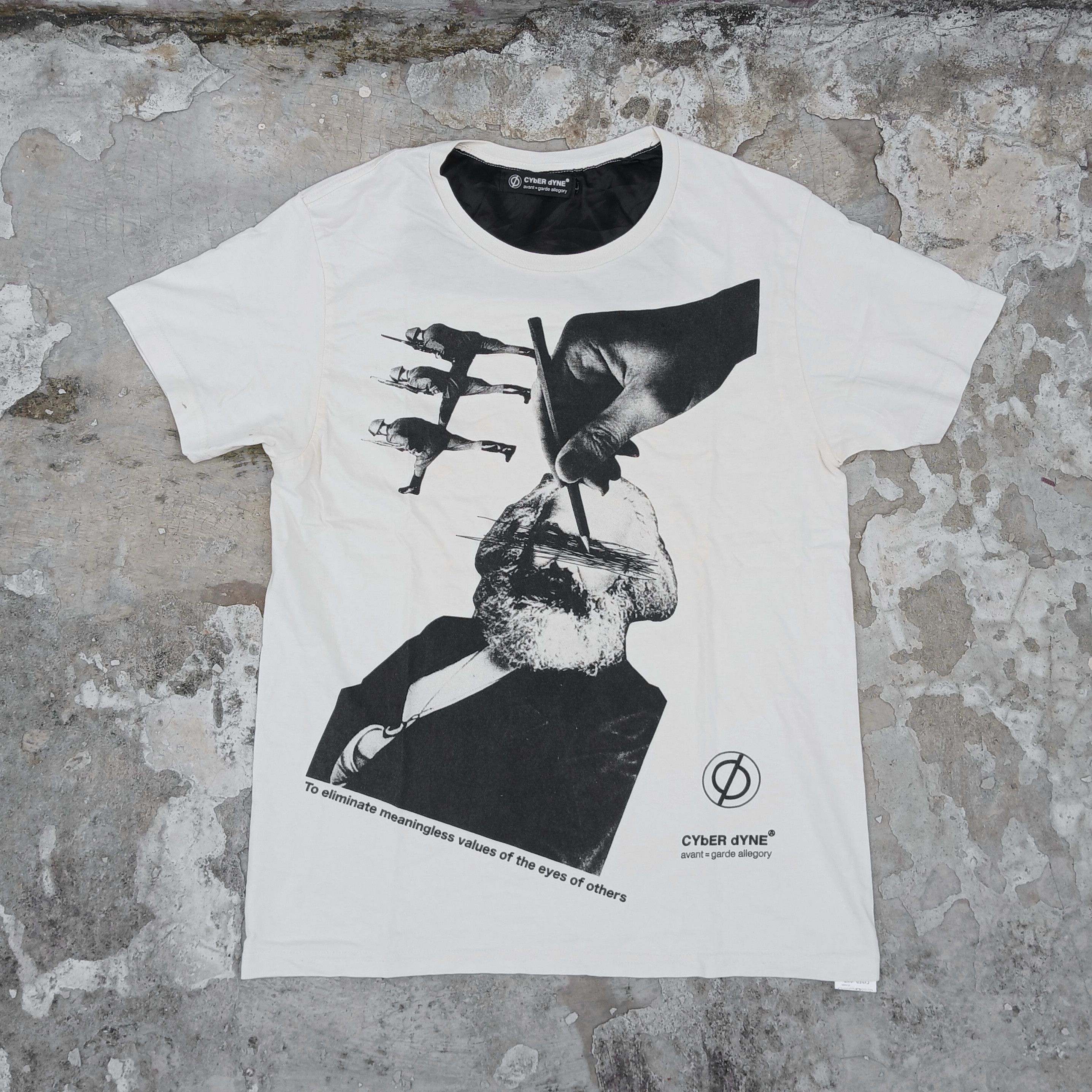 Japanese Brand Avant garde x cyberdyne art tee Size L / US 10 / IT 46 - 1 Thumbnail