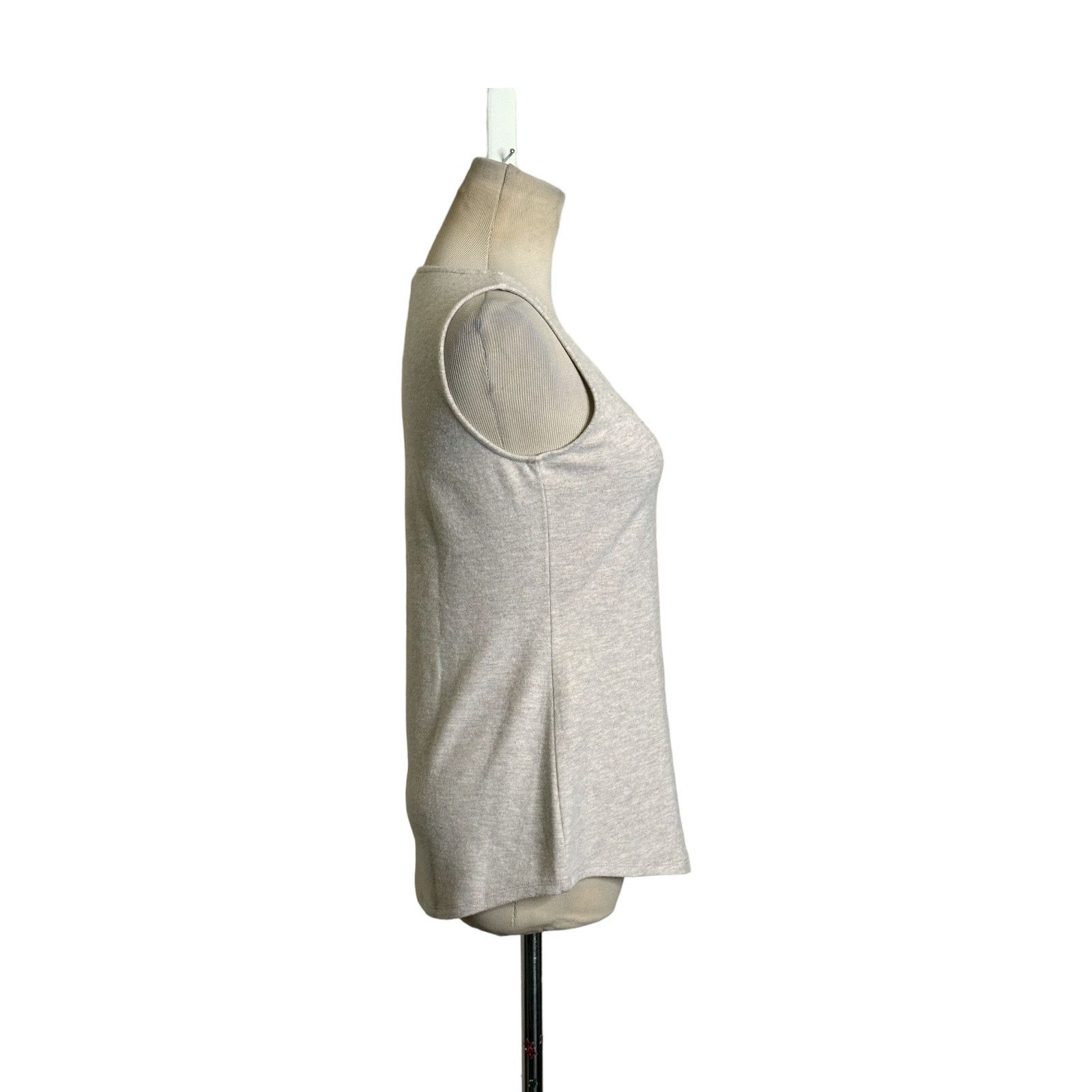 White House Black Market White House Black Market oatmeal tank top size XSP Size XS / US 0-2 / IT 36-38 - 5 Thumbnail