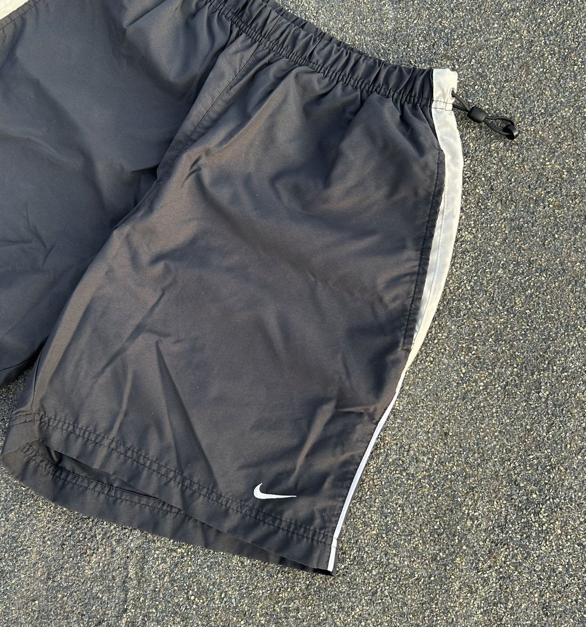 Nike Vintage Nike Nylon Swoosh Shorts Size US 31 - 5 Thumbnail