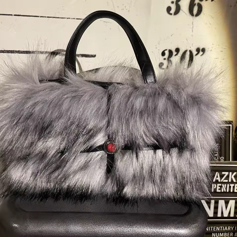 Other Y2K Faux Fur Punk Shoulder Tote Bag Unisex Size ONE SIZE - 7 Thumbnail