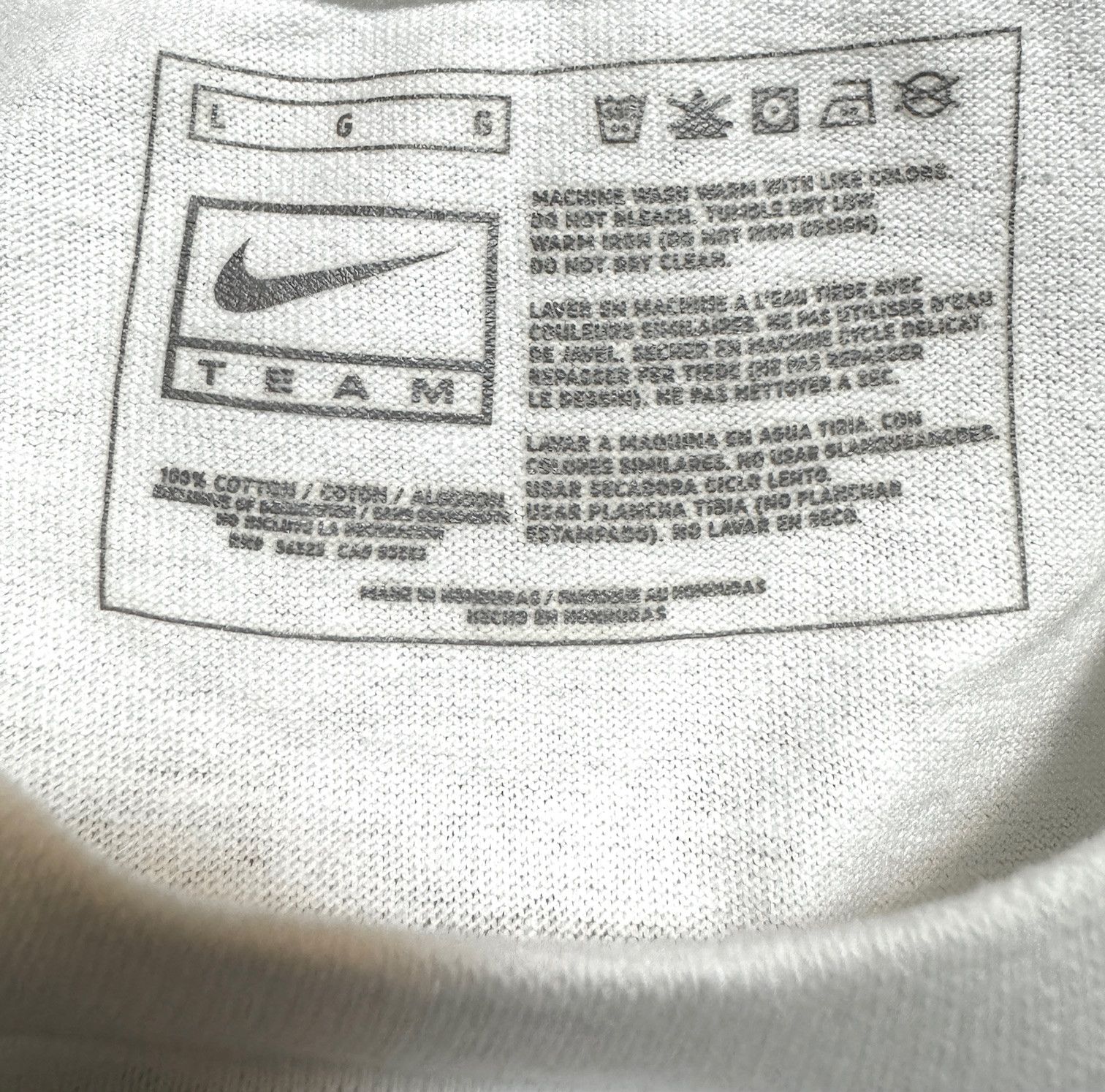 Nike Nike Limited Lebron More Than A Game World Tour T-Shirt Size US L / EU 52-54 / 3 - 9 Thumbnail
