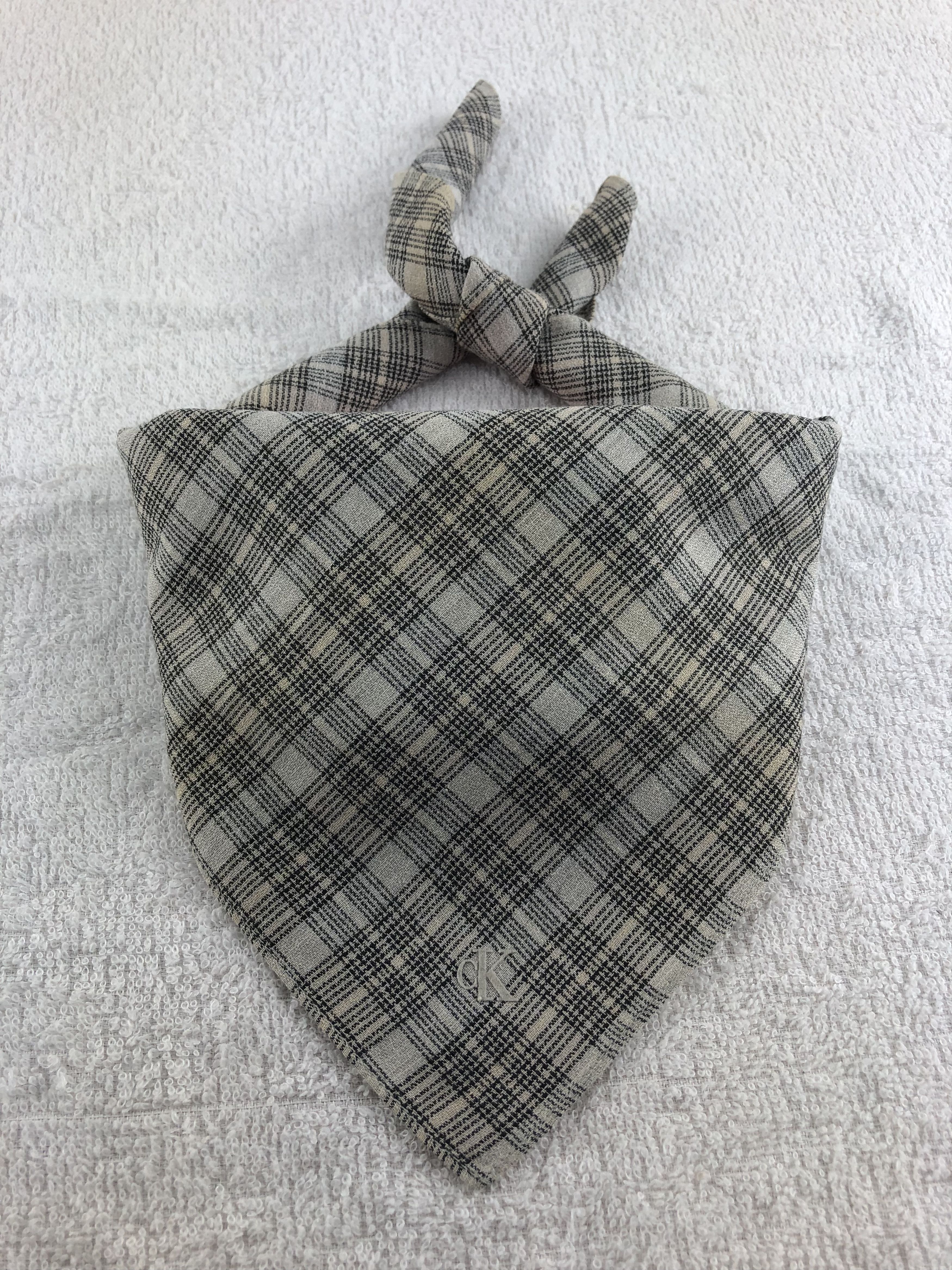 Calvin Klein Calvin Klein Handkerchief / Bandana / Neckerchief C302 Size ONE SIZE - 1 Thumbnail