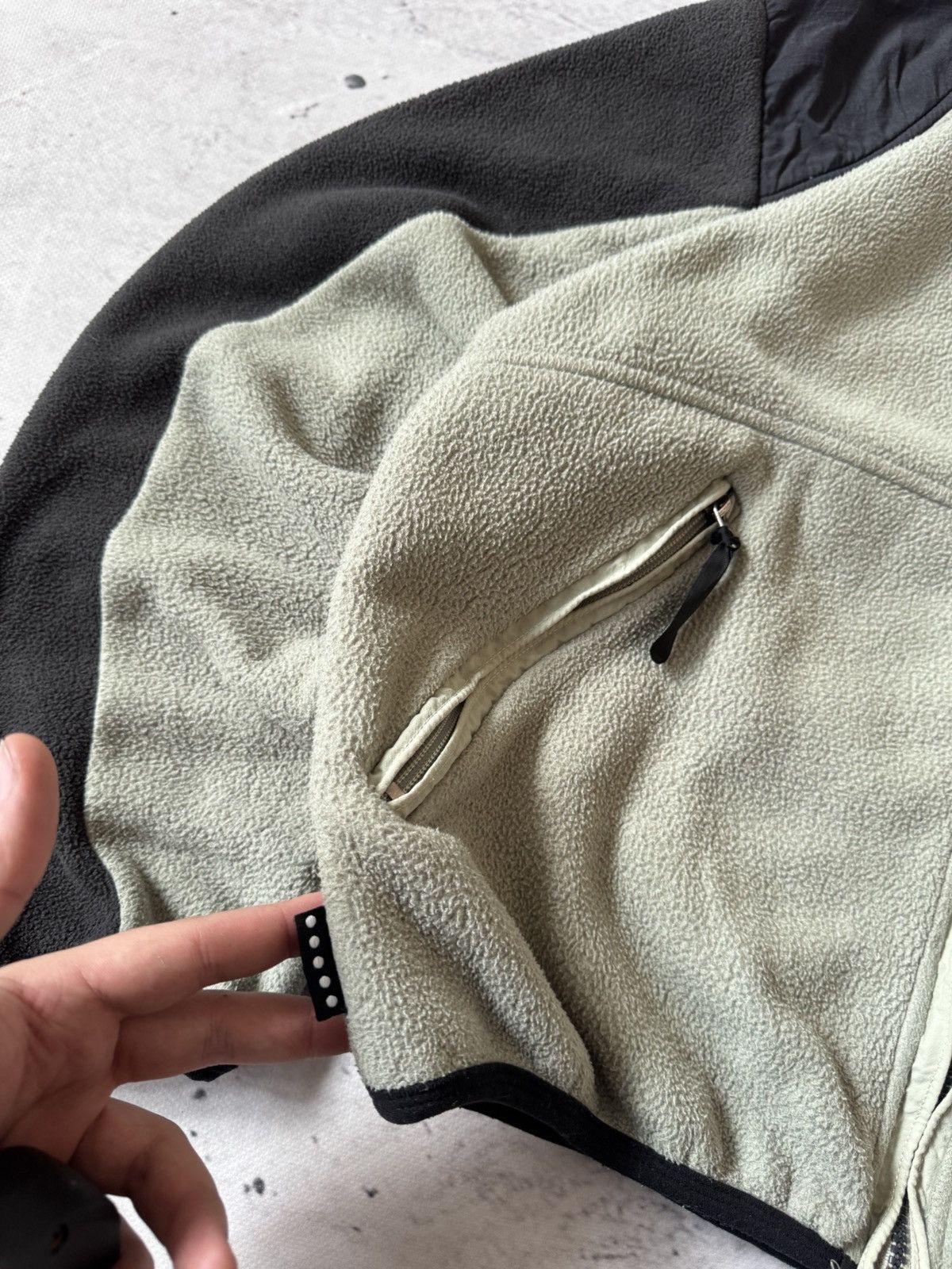 Nike × Nike ACG × Vintage NIKE ACG TEDDY FLEECE VINTAGE 00s y2k BAGGY ZIP HOODIE LOGO Size US M / EU 48-50 / 2 - 7 Thumbnail