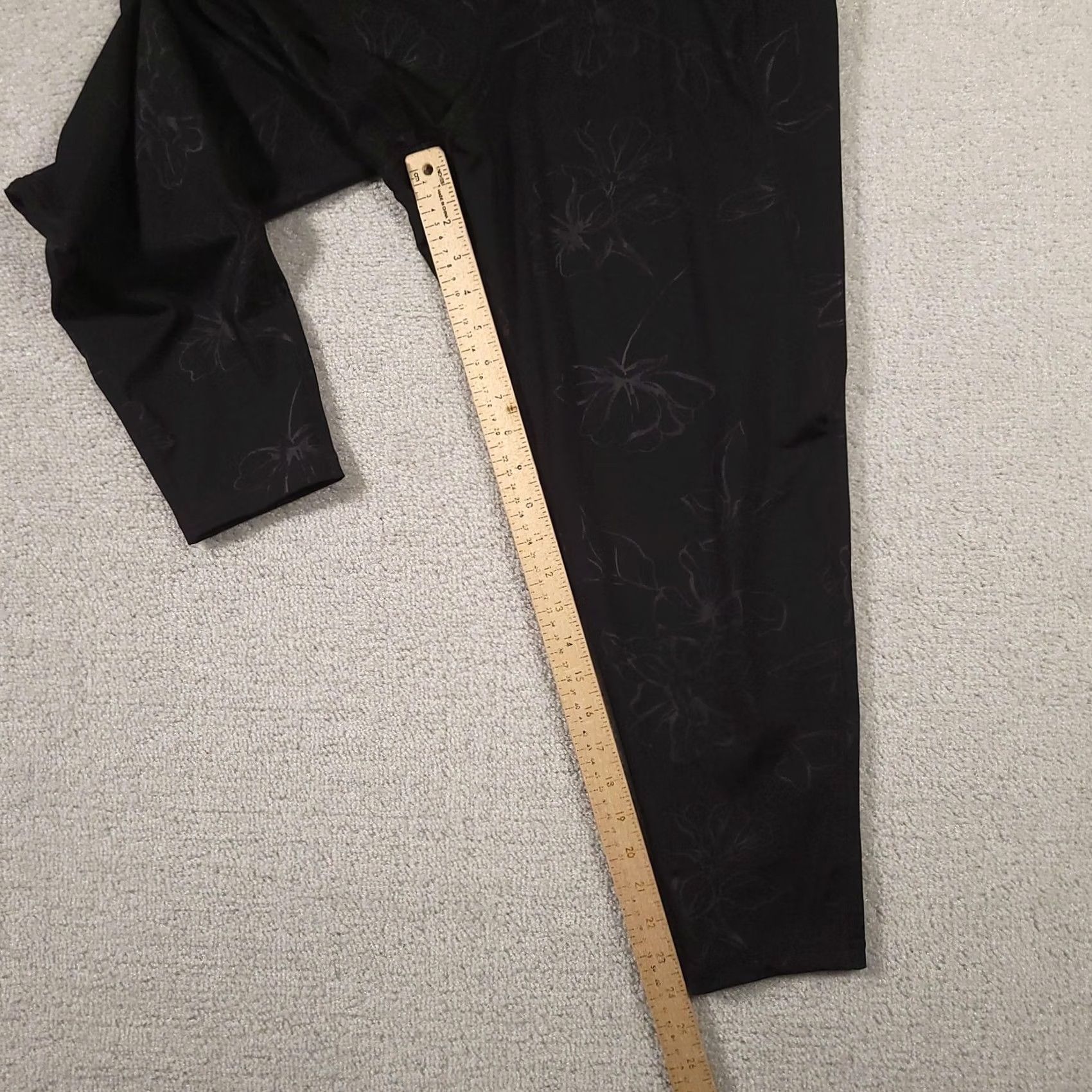 Vintage Ideology Leggings Womens 2X Black Floral Pockets High Rise Athletic Yoga Pants Size 40" / US 18 - 4 Thumbnail