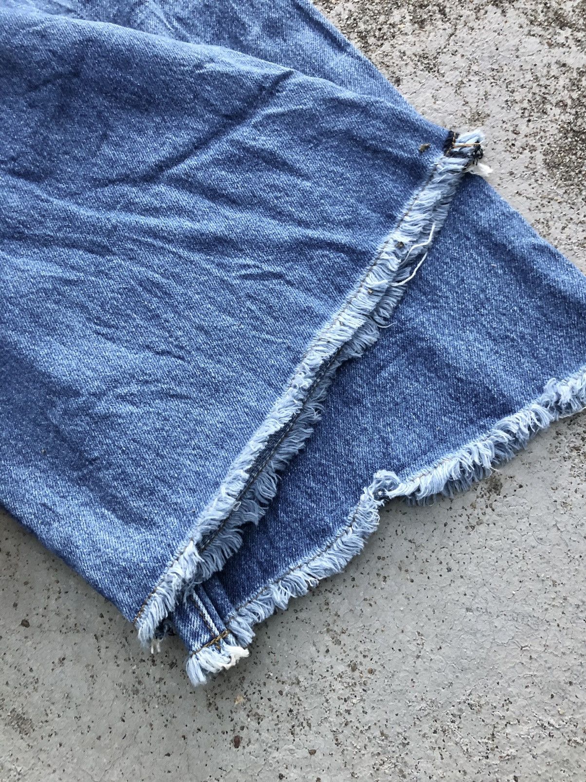 Hypebeast FLARED DISTRESSED DENIM BY VIBRANT M.I.U Size US 28 / EU 44 - 6 Thumbnail