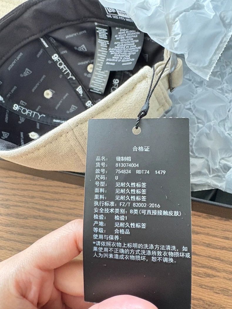 Saint Laurent Paris Saint Laurent Paris cap Size ONE SIZE - 6 Thumbnail
