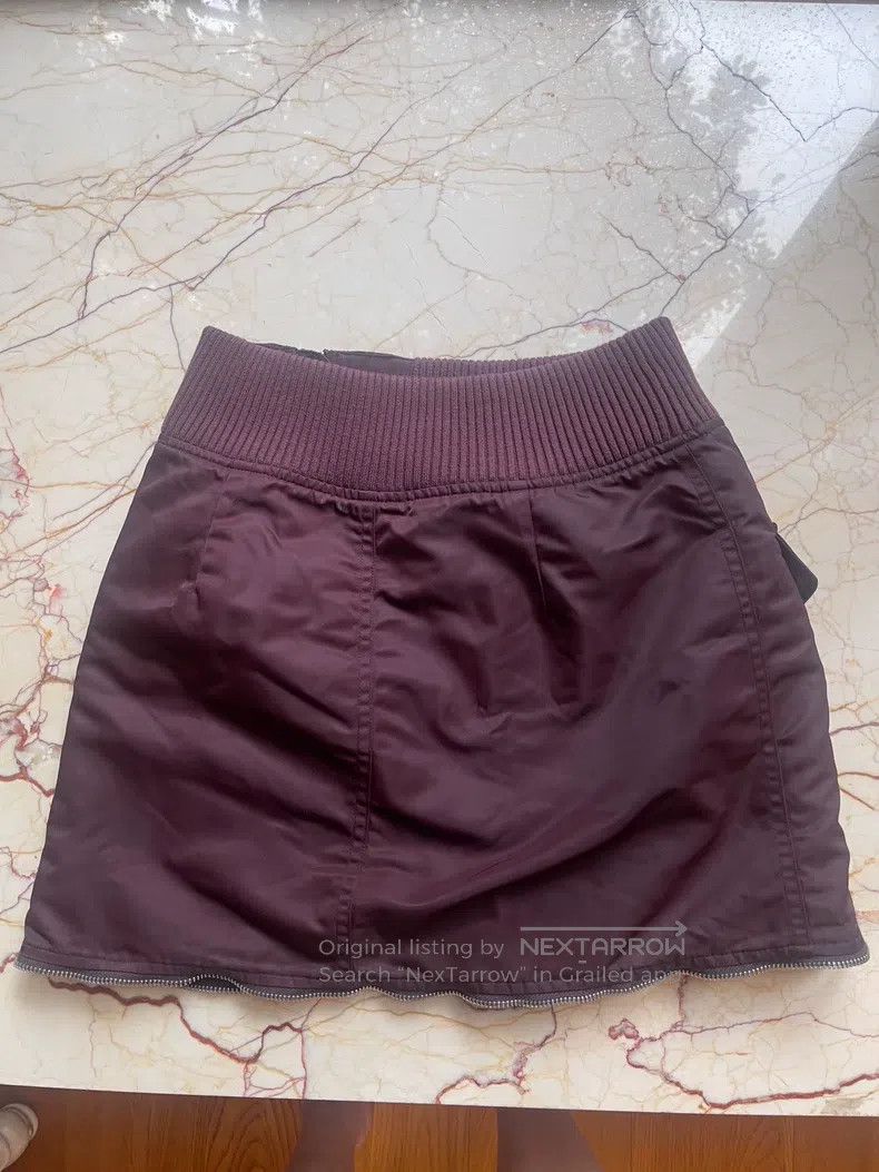 Helmut Lang Helmut Lang size XS Wine red zippered skirt Size 28" / US 6 / IT 42 - 2 Thumbnail