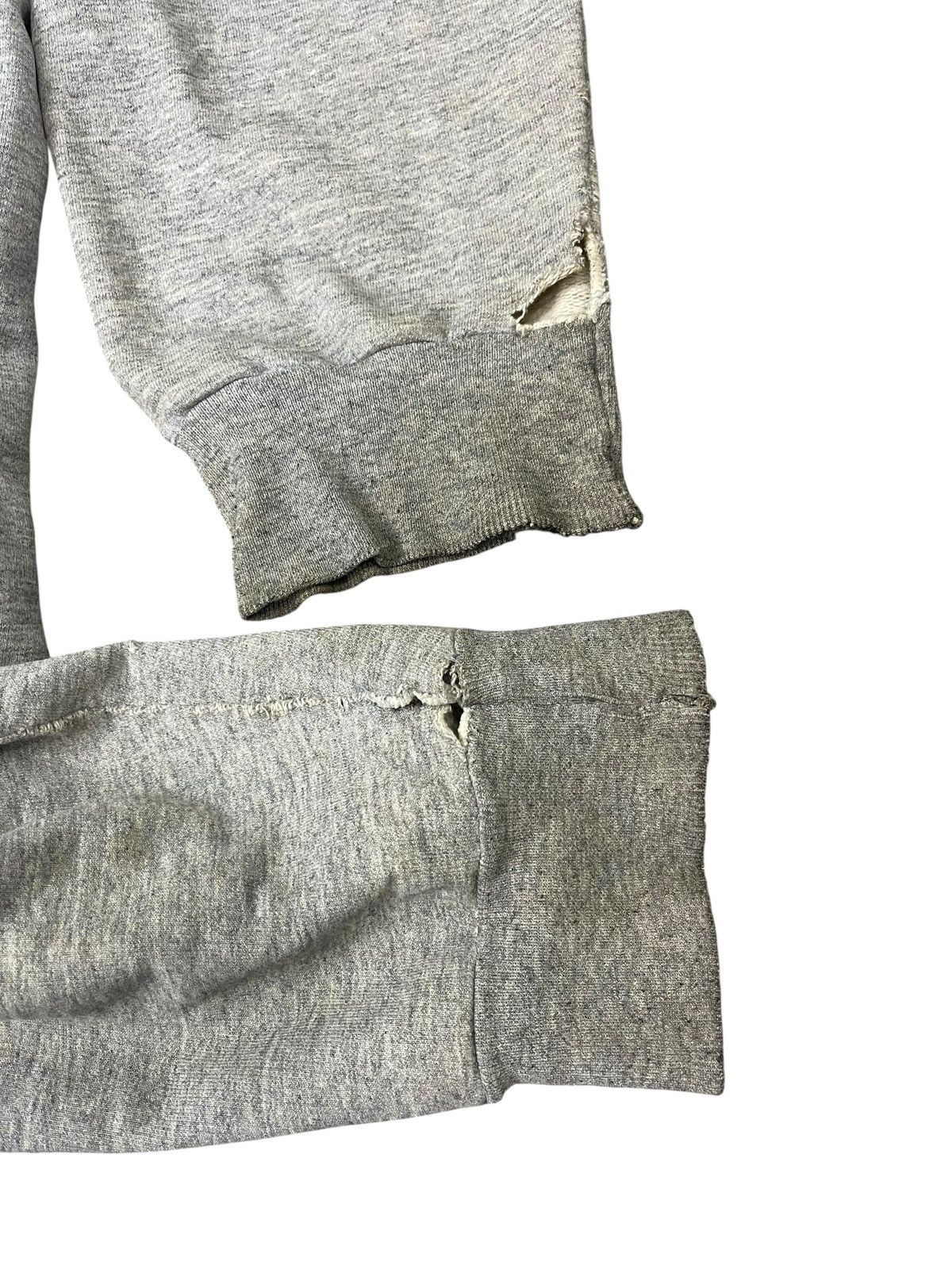 Nike Vintage Nike Faded Distressed Sweatshirt Streetwear Size US L / EU 52-54 / 3 - 13 Thumbnail