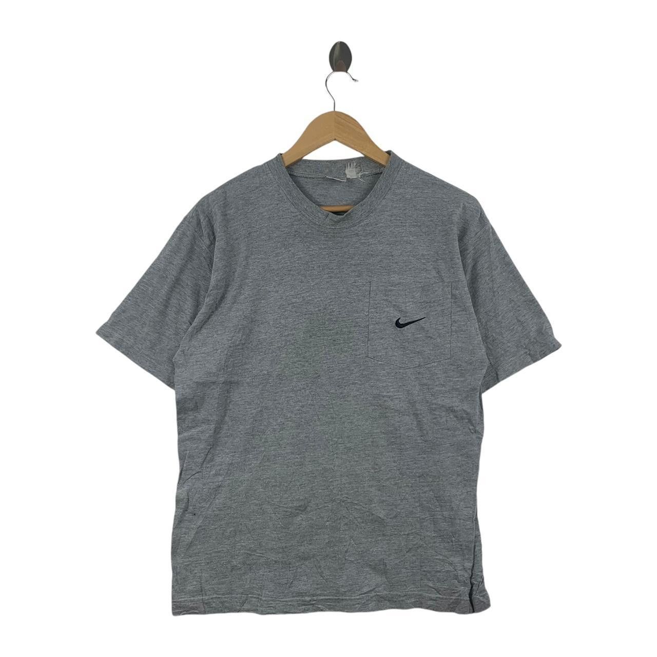 Nike Vintage 90’ NIKE EMBROIDERED SWOOSH Pocket Tee Shirt Top Size US M / EU 48-50 / 2 - 1 Thumbnail