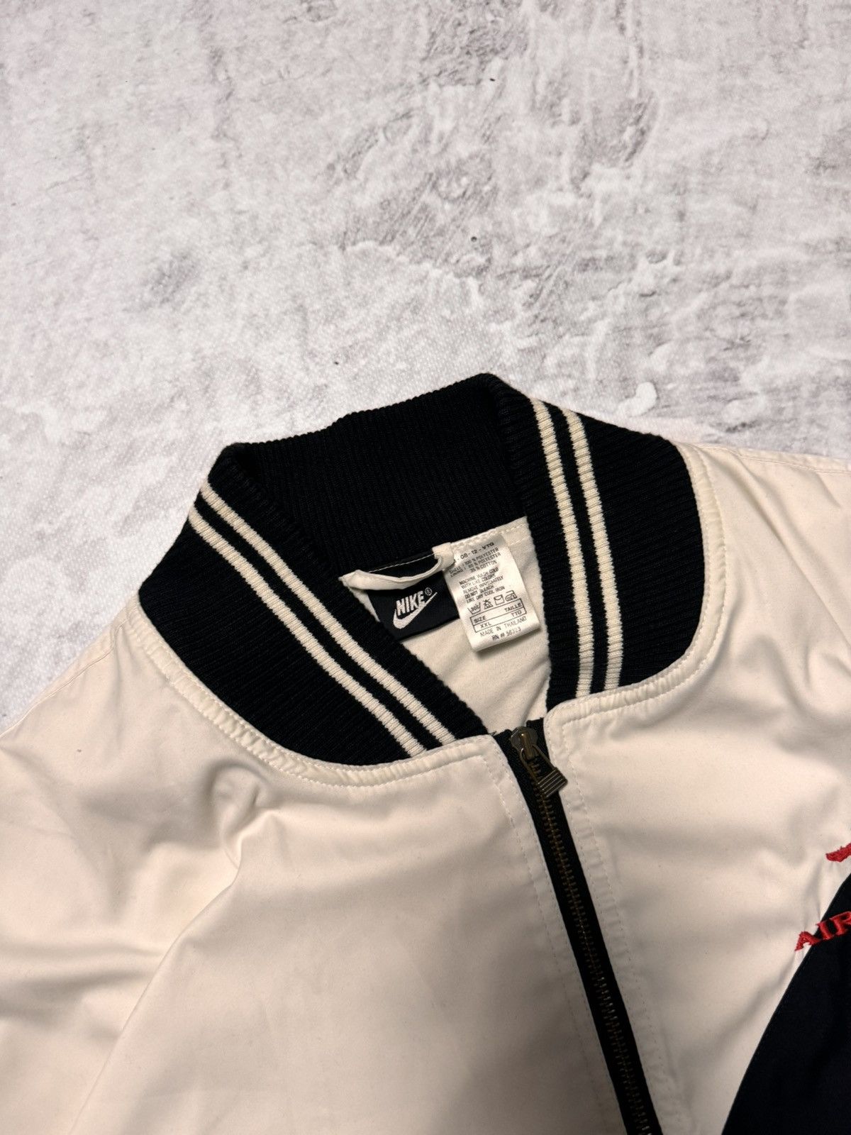 Nike × Vintage 90s Nike Vintage Air Jordan Nylon Oversize Bomber Jacket Size US XXL / EU 58 / 5 - 7 Thumbnail