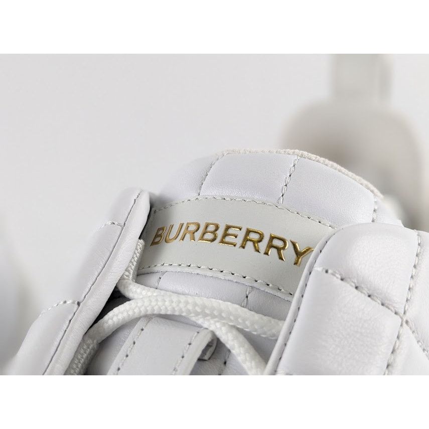 Burberry o1rshd1 Low Top Sneaker on Rubber Sole in Optic White Size US 11 / EU 44 - 9 Thumbnail