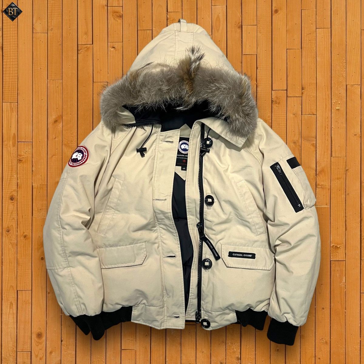 Canada Goose women's vintage CHILLIWACK fur bomber jacket